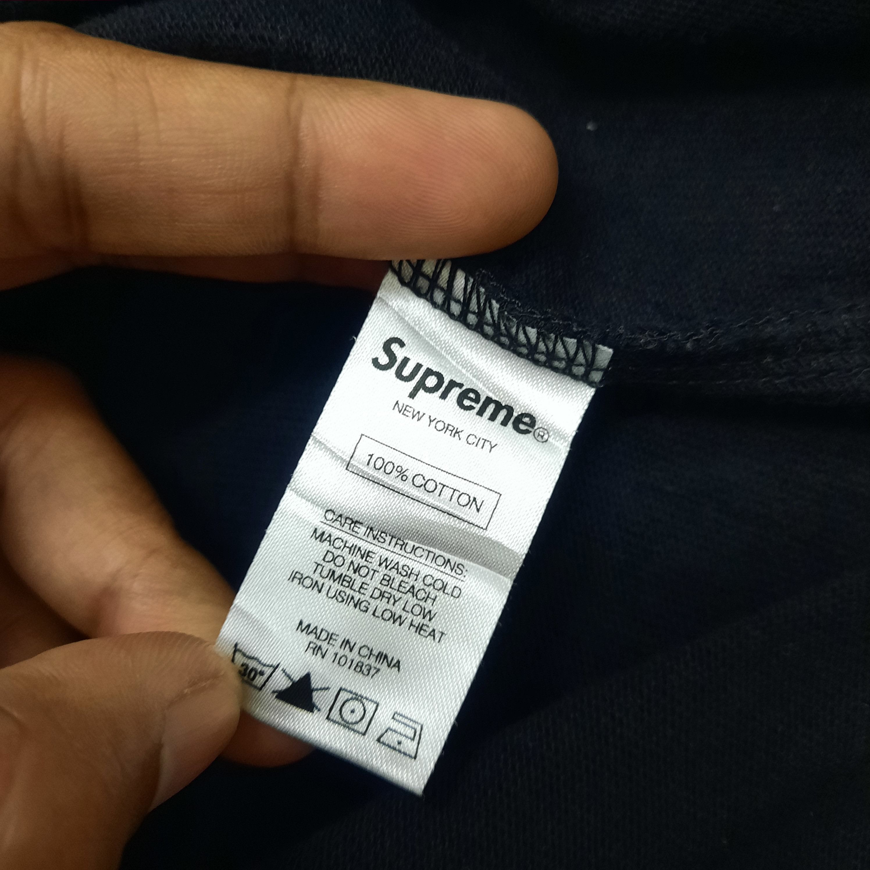 Supreme 🔥Supreme spellout pull over long sleeve shirt Size US M / EU 48-50 / 2 - 8 Thumbnail