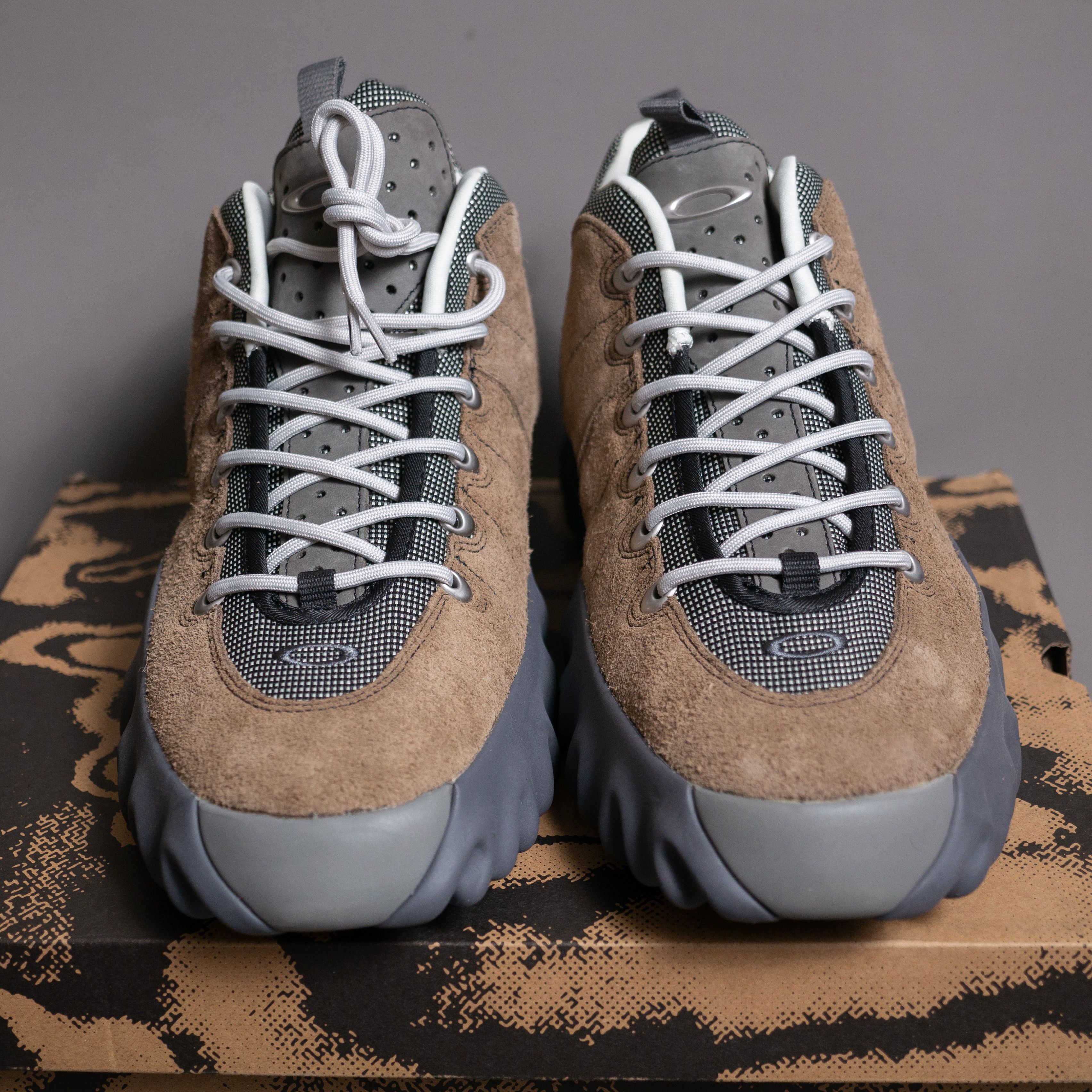 Brain Dead × Oakley Oakley x Brain Dead Edge Boot Cobblestone 11.5 Size US 11.5 / EU 44-45 - 2 Thumbnail