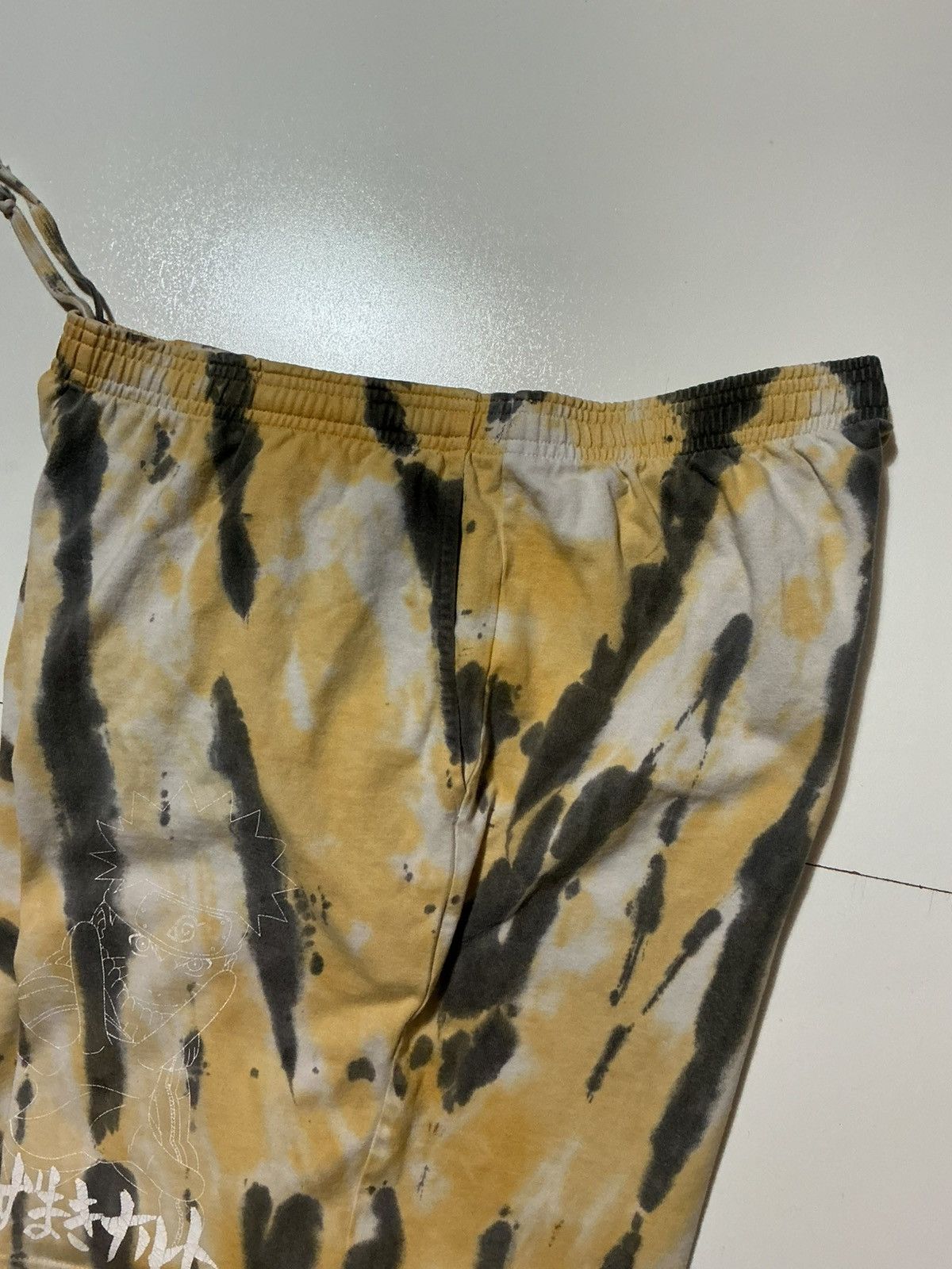 Hypland Hypland X Naruto Shippuden Tie Dye Manga Anime 8” Shorts Size US 34 / EU 50 - 8 Thumbnail