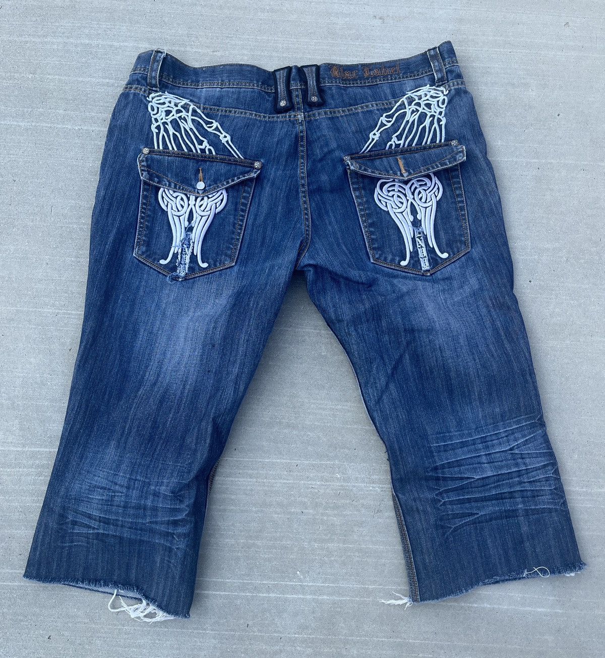 Black Label Blac Label Y2K Cropped Dark Wash Embroidered Denim Jeans Size US 44 / EU 60 - 1 Thumbnail