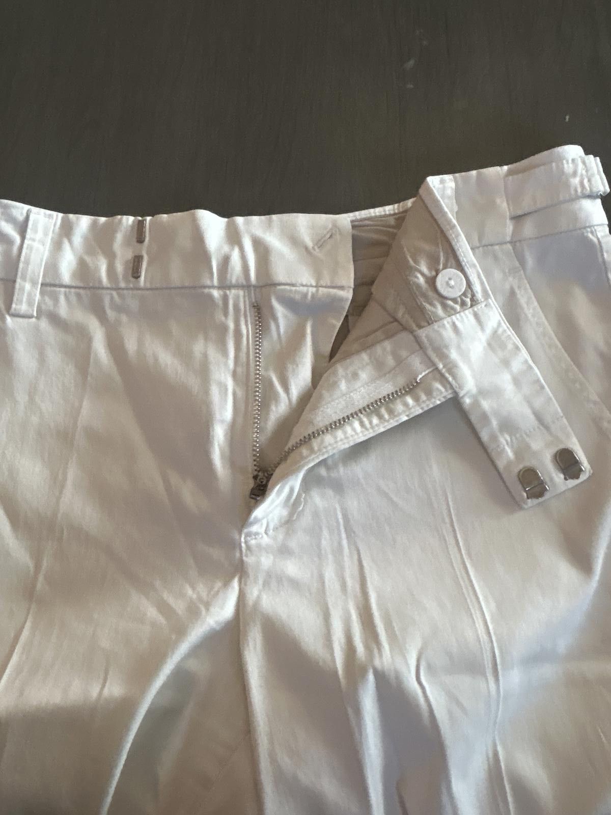 Vince Vince Womens Bermuda Shorts Size 8 Cream Preppy Academia Size 30" / US 8 / IT 44 - 3 Thumbnail