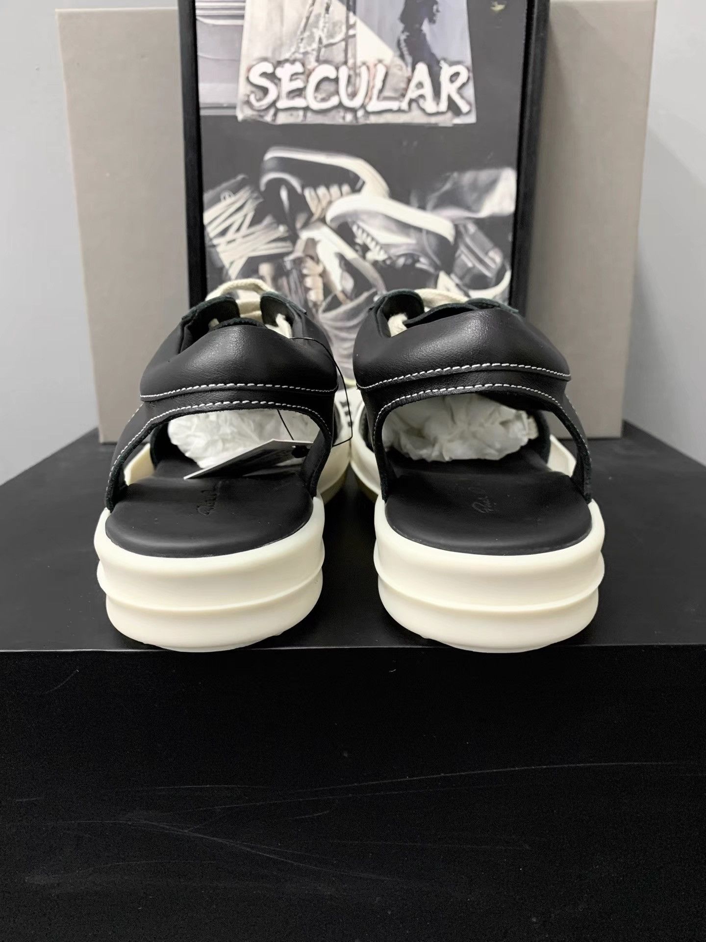 Rick Owens Rick Owens 25SS Copyright-Infringing Low-Top Sneakers K34 Size US 6 / IT 36 - 7 Thumbnail