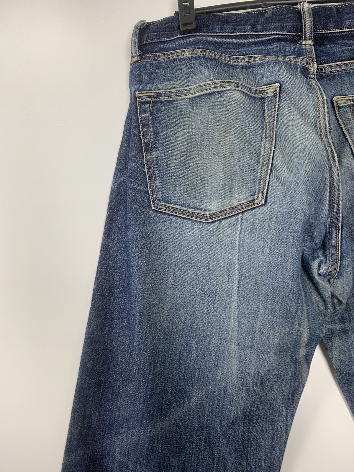 Uniqlo Vintage Uniqlo distressed denim Size US 34 / EU 50 - 12 Thumbnail