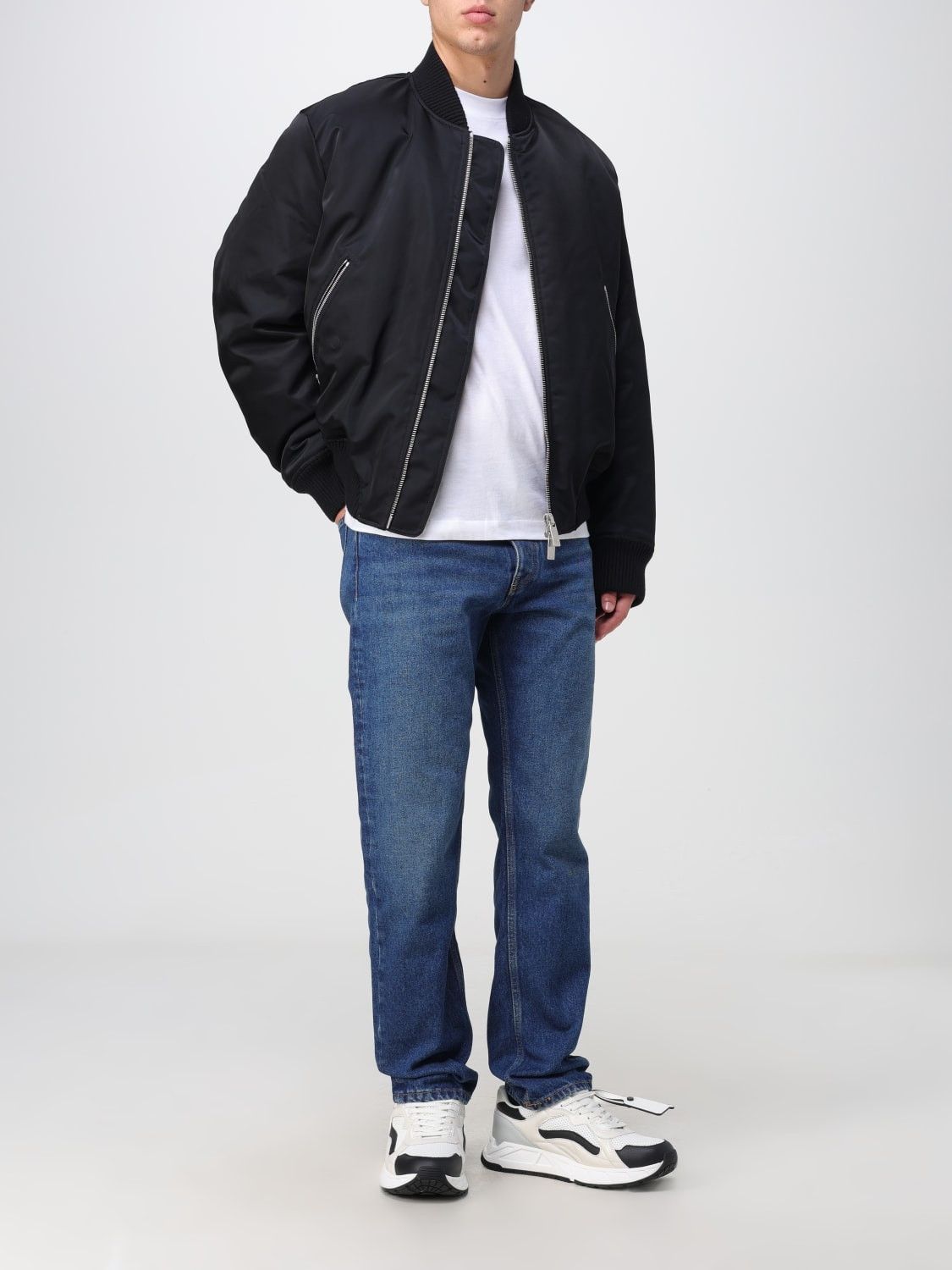 Off-White o1y0225 Bomber Jacket in Black Size US M / EU 48-50 / 2 - 5 Thumbnail