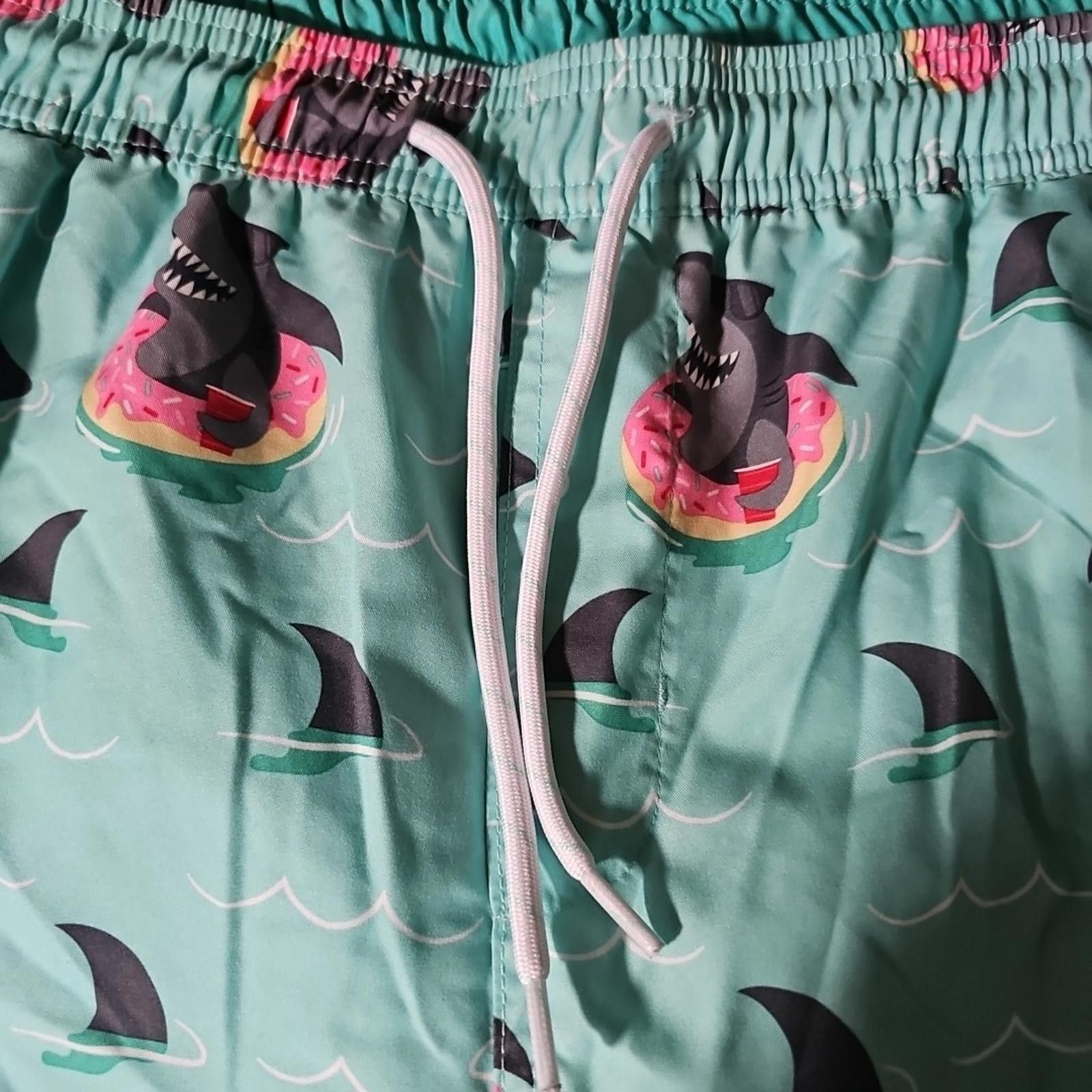 Other No Boundaries 3XL Sharks Donuts Swim Trunks Size US 44 / EU 60 - 2 Thumbnail