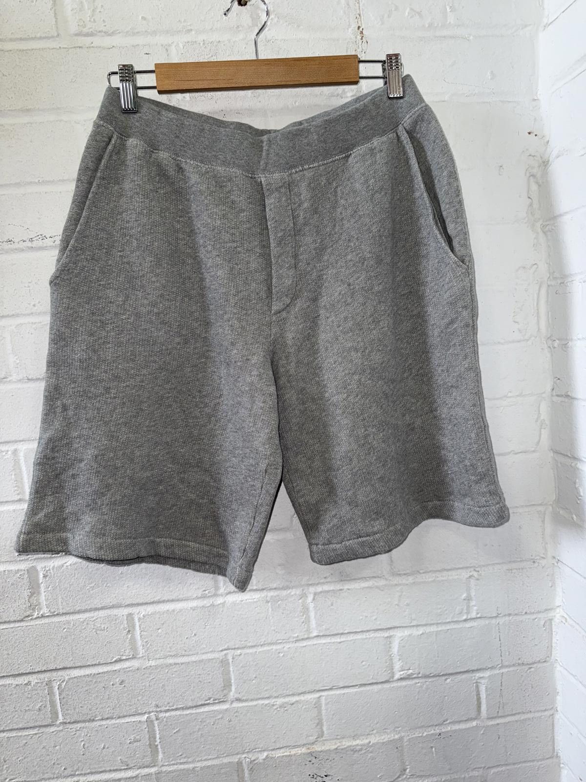 Designer American Vintage Women's Grey Casual Shorts - Size M Size US 32 / EU 48 - 1 Thumbnail
