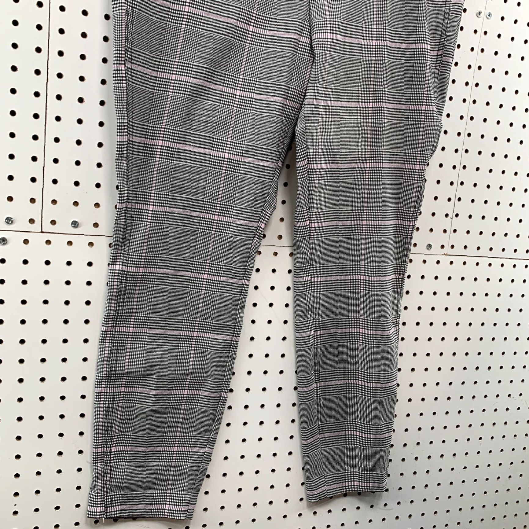 Vintage VINTAGE New York & Co Women XL Tapered Leg Trouser Pants Plaid Black Pink 34x27 Size 40" / US 18 - 4 Thumbnail