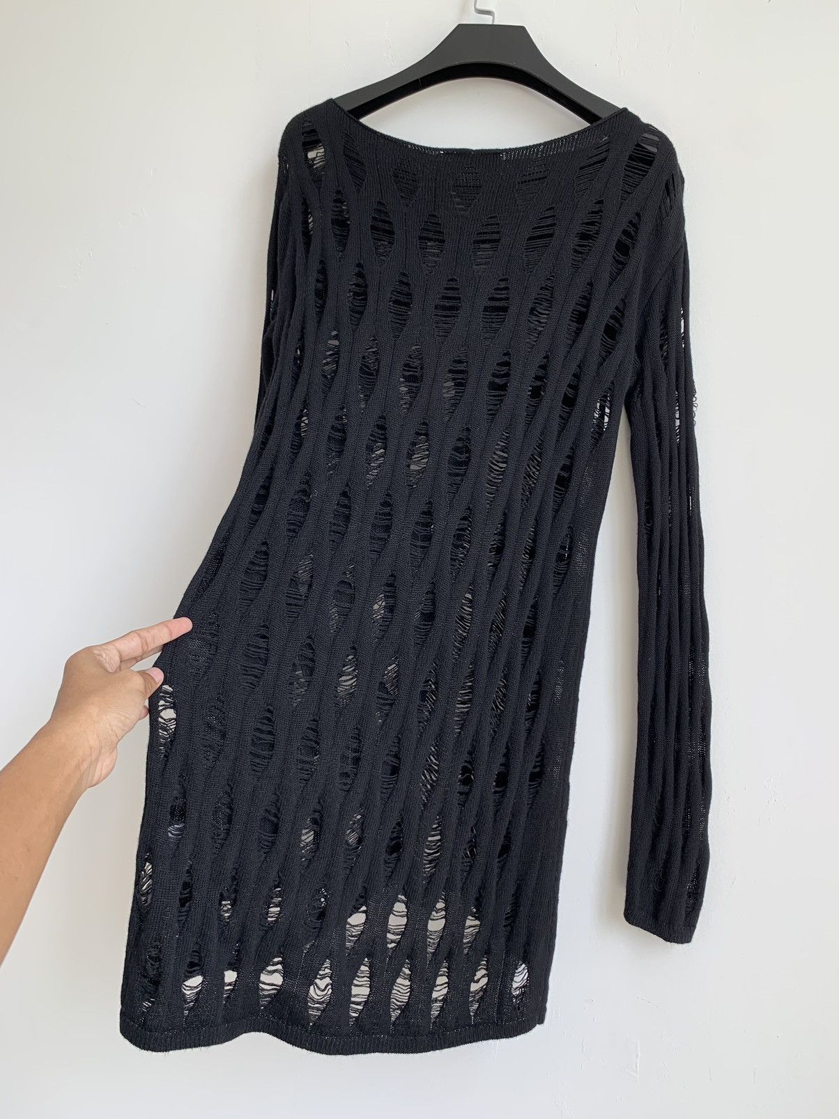 Alexander McQueen Alexander McQueen Distressed Knit Tops Size L / US 10 / IT 46 - 14 Thumbnail
