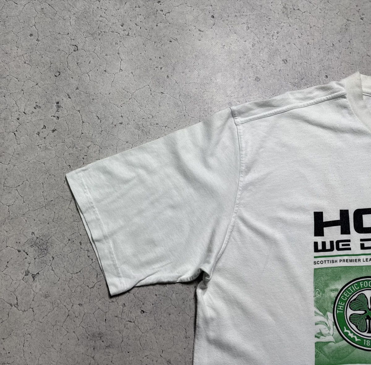 Umbro Umbro FC Celtic Vintage T-Shirt Big Logo Hoops 2001/2002 Size US XL / EU 56 / 4 - 3 Thumbnail
