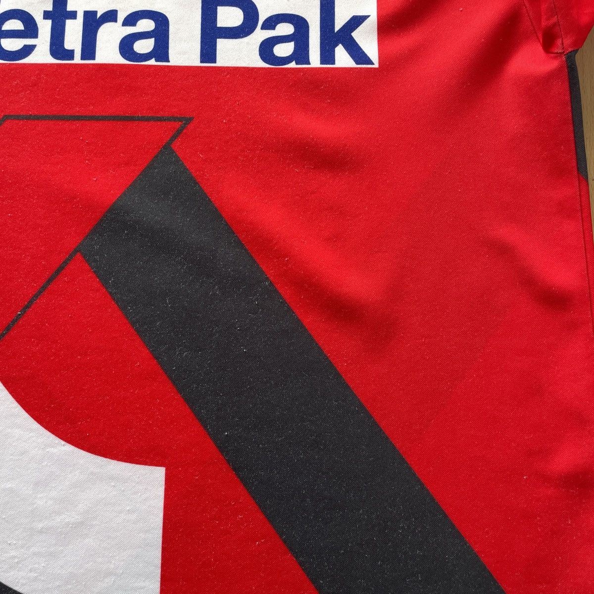 Puma Vintage Eintracht Frankfurt Home Jersey Puma Shirt 1993/1994 Size US L / EU 52-54 / 3 - 6 Thumbnail