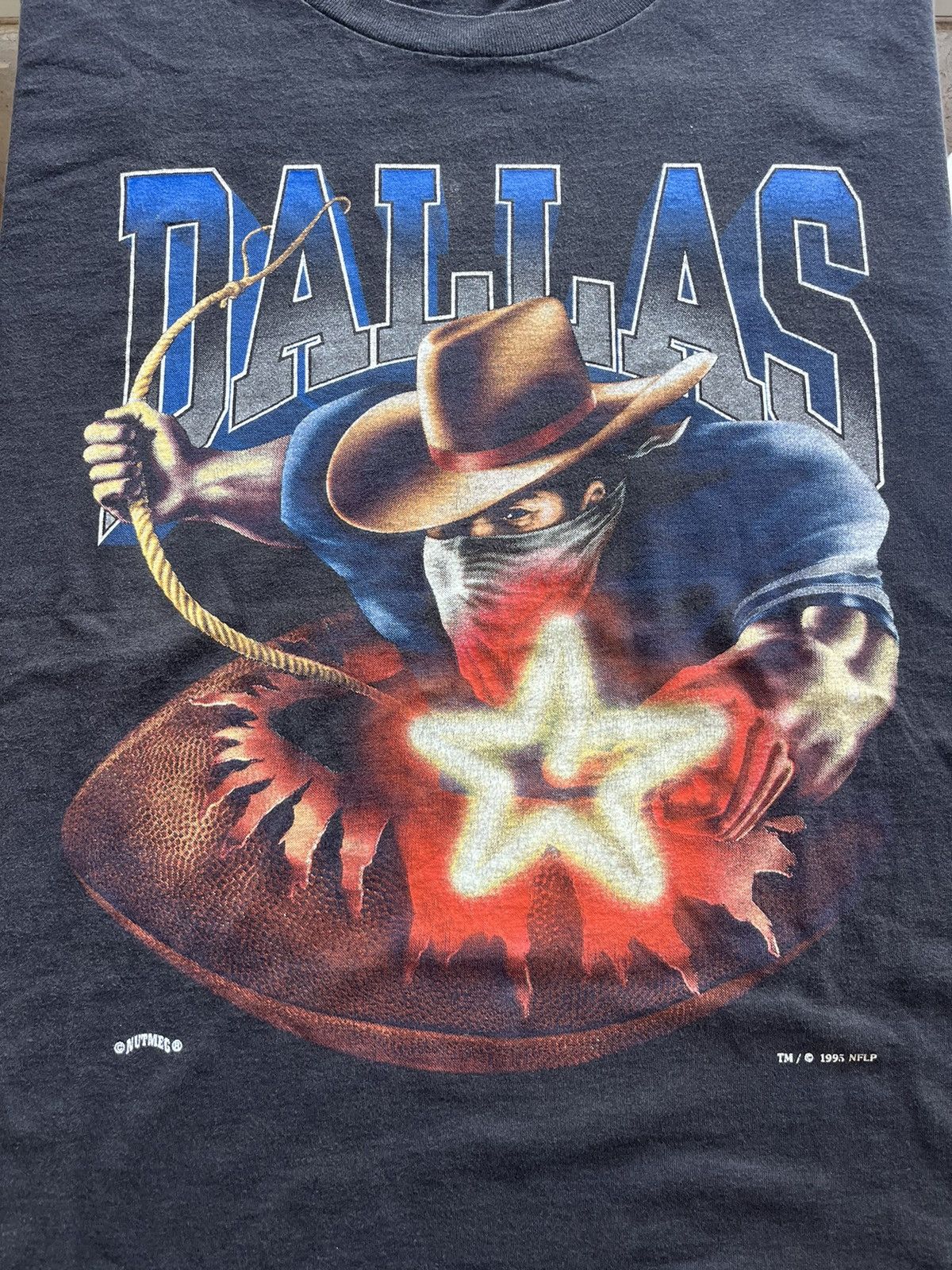 Nutmeg × Vintage Vintage DALLAS COWBOYS 1995’s NFLP Nutmeg Mills Tshirt Size US XL / EU 56 / 4 - 8 Thumbnail