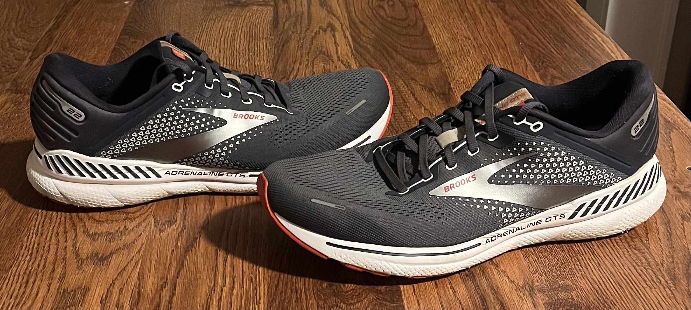 Brooks Brooks Adrenaline GTS 22 Running Shoes Size US 13 / EU 46 - 1 Thumbnail