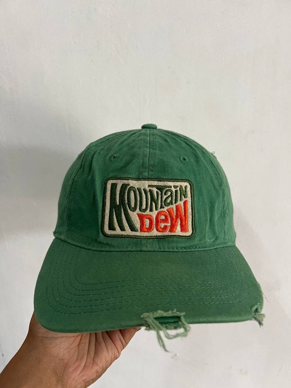 Mountain Dew Mountain Dew Distressed Fitted Hat Size ONE SIZE - 7 Thumbnail