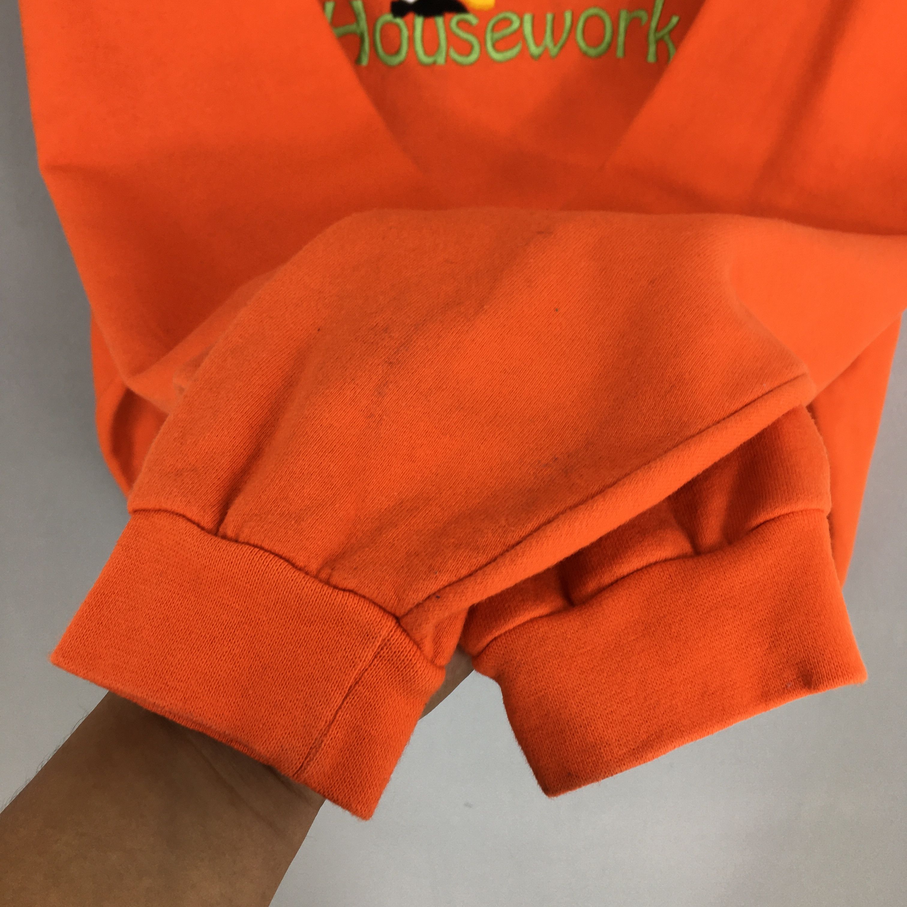 Endless Vintage Haunted By Housework Halloween Sweatshirt XXLarge Size US XXL / EU 58 / 5 - 5 Thumbnail