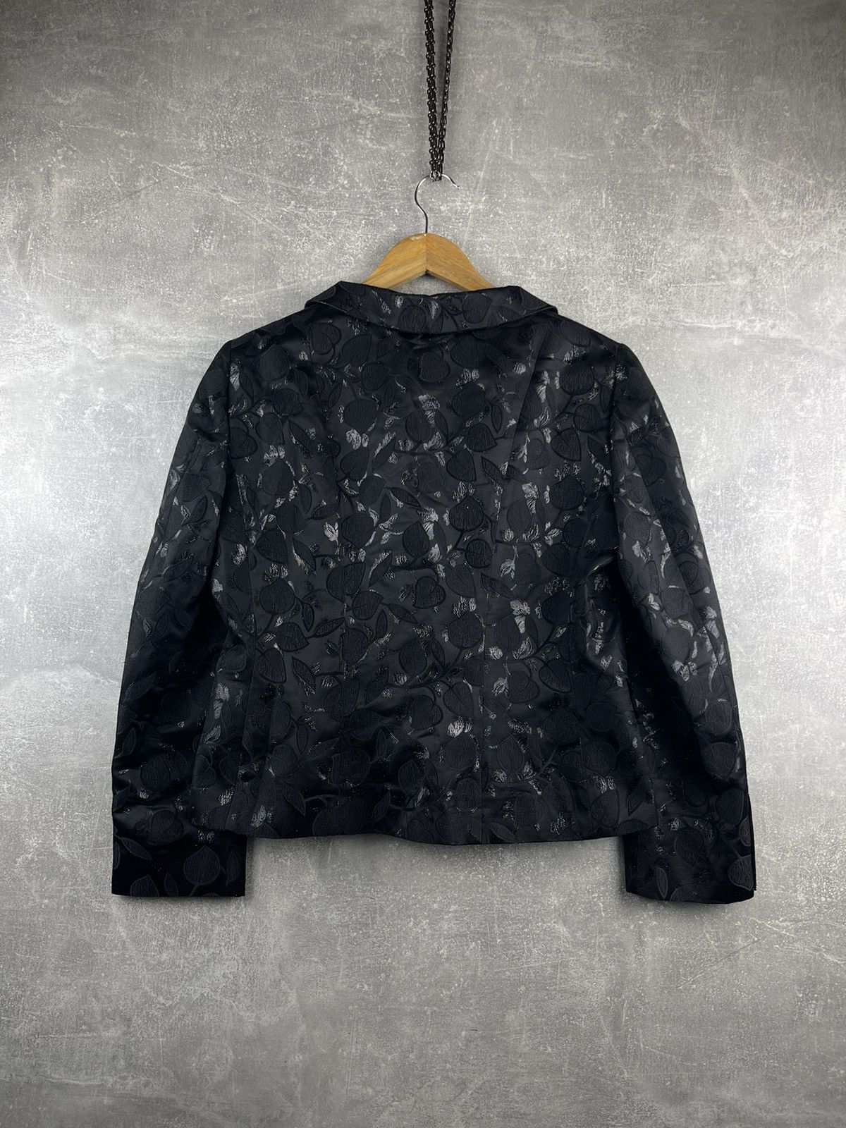 Moschino Moschino Cheap and Chic Luxury Black Flowers Cotton Blazer Size L / US 10 / IT 46 - 4 Thumbnail