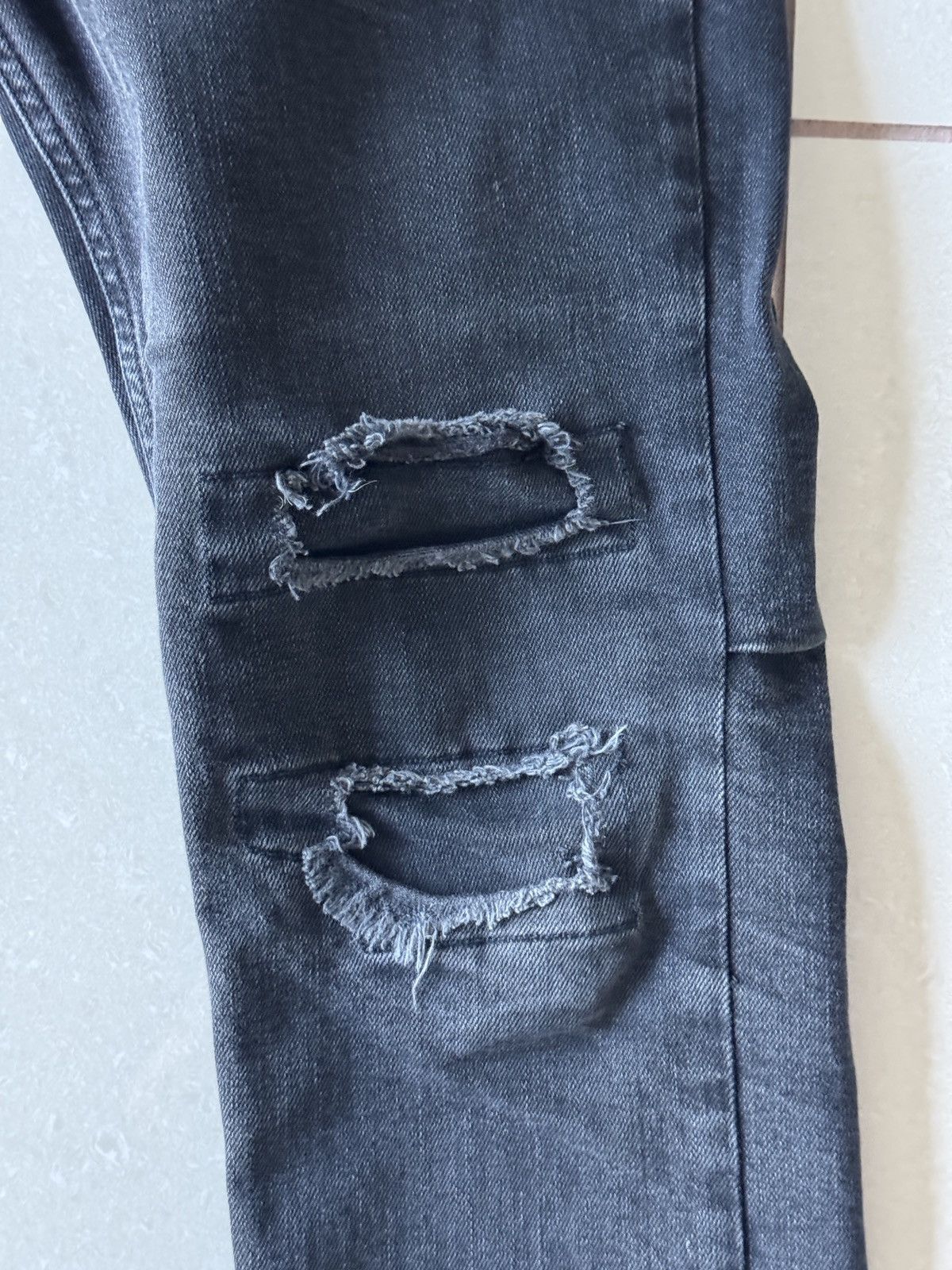 KSUBI Chitch Boneyard Distressed Jeans