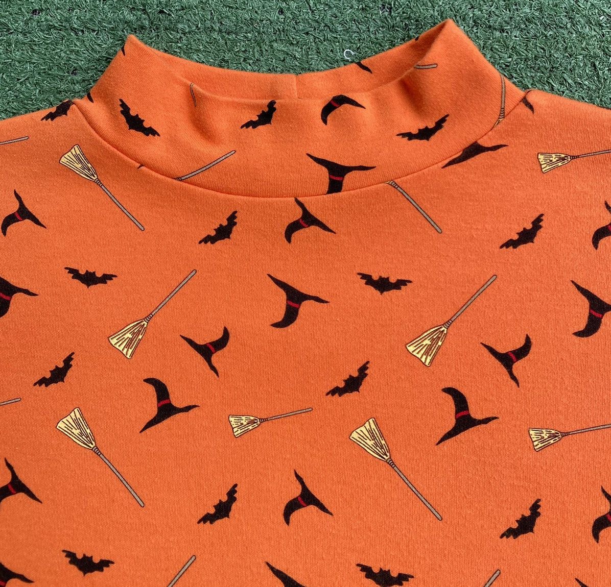 Other VTG Y2K Halloween Witch Bat Mockneck T-Shirt Medium Size M / US 6-8 / IT 42-44 - 4 Thumbnail