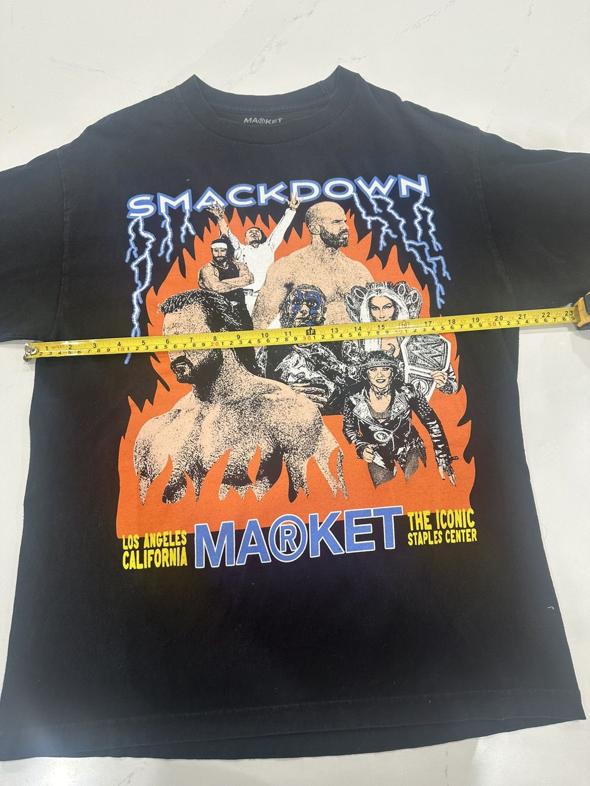 WWE 2021 WWE Smackdown Staples Center Chinatown Market T-Shirt Size US L / EU 52-54 / 3 - 4 Thumbnail