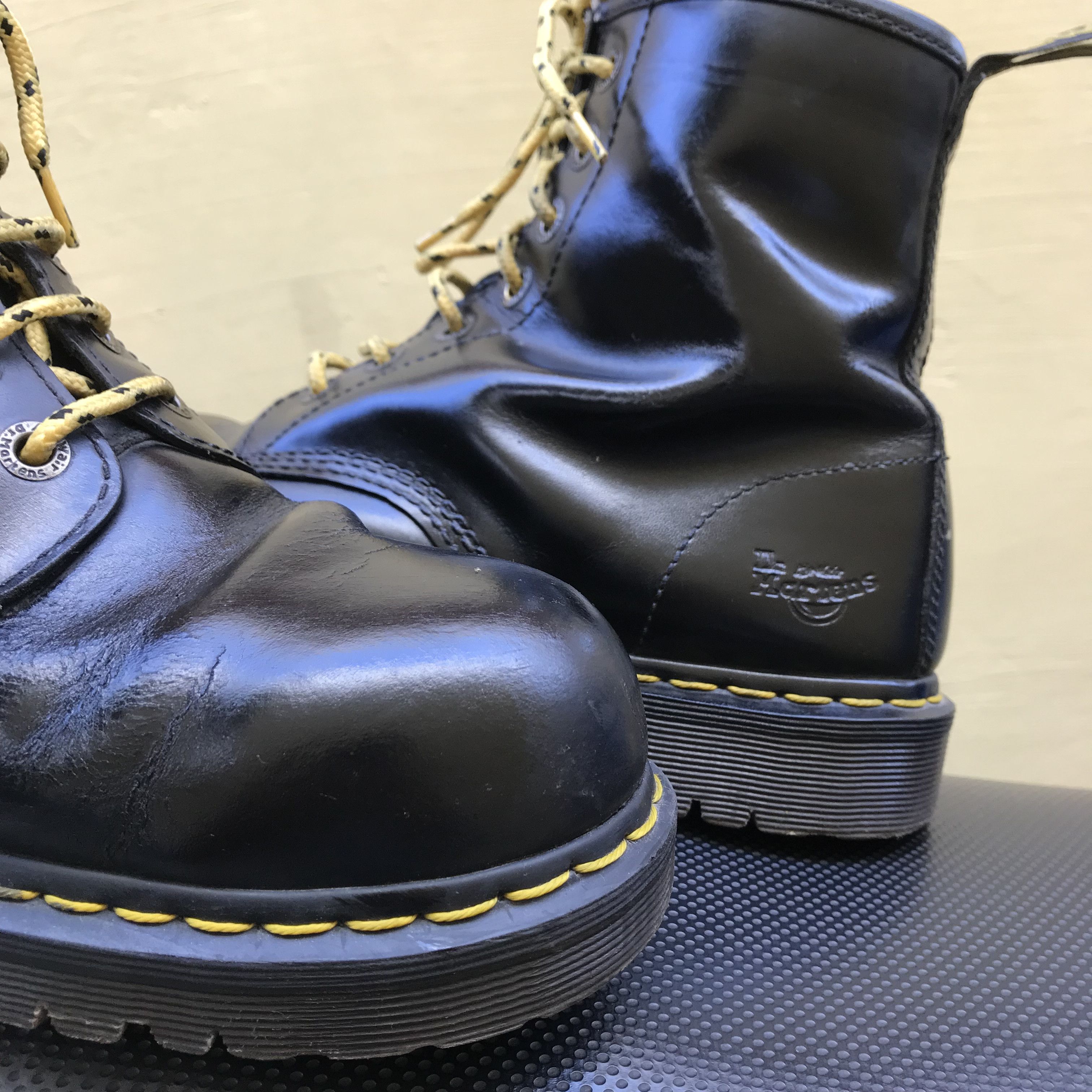 Dr. Martens × Other UK × Vintage Dr Martens 1460 Steel Toe 8 Hole black pattent leather Size US 10 / EU 43 - 2 Thumbnail
