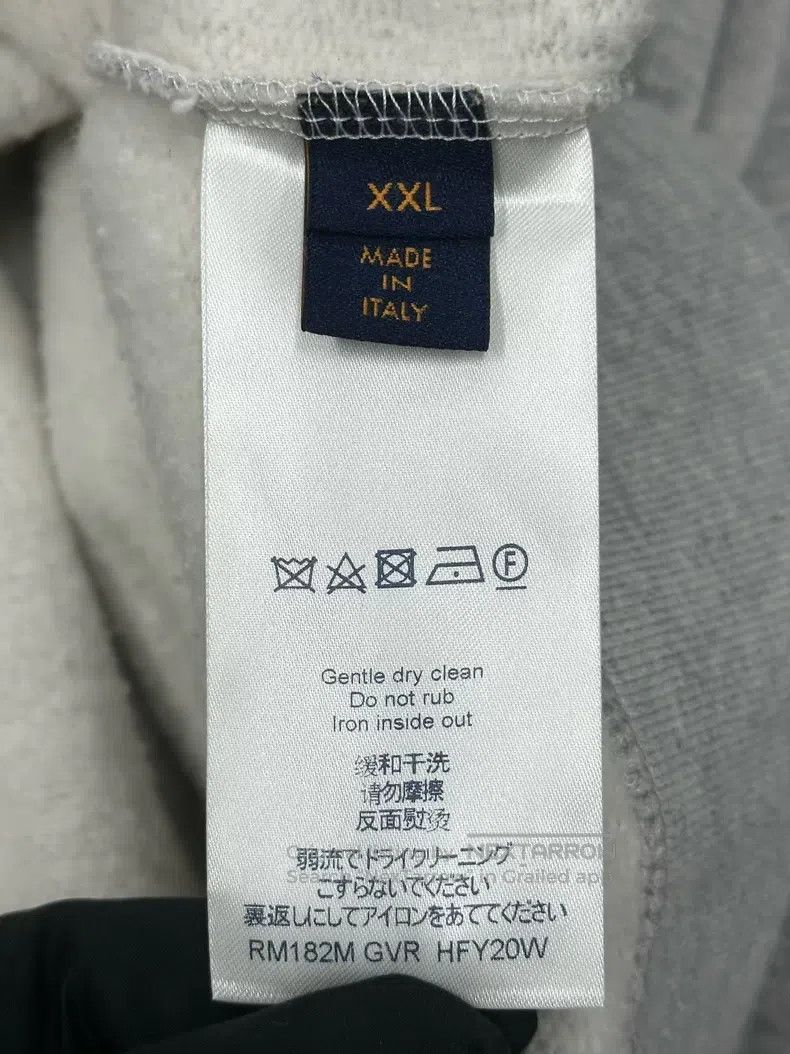 Louis Vuitton Louis Vuitton Grey inverted logo long sleeve sweatshirt Size US XXL / EU 58 / 5 - 4 Thumbnail