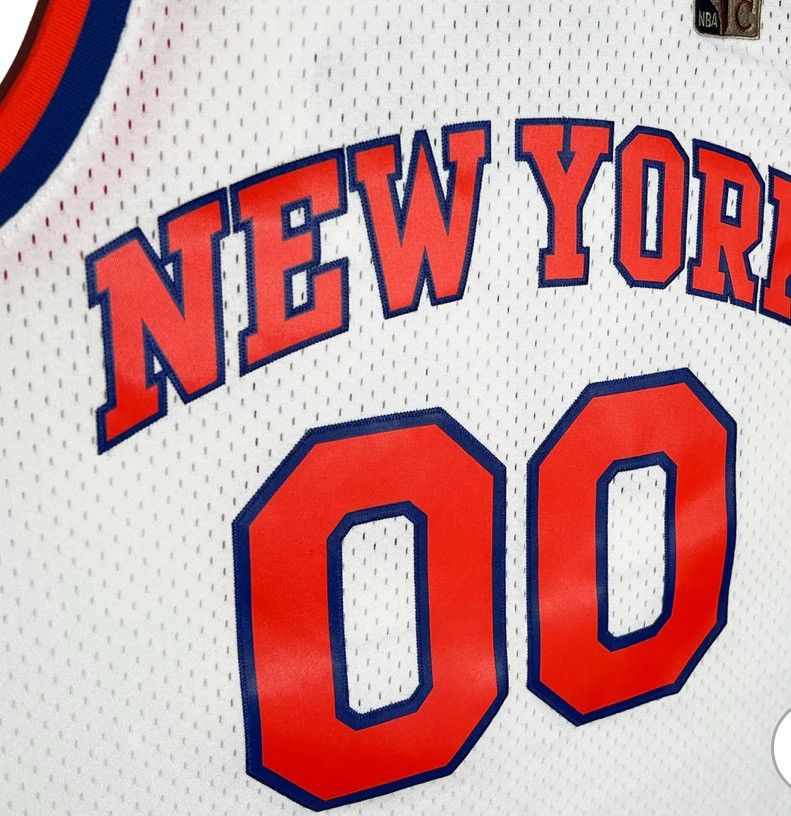 Mitchell & Ness Gas Drawls MF Doom Mitchell & Ness white NY Knicks jersey Size US L / EU 52-54 / 3 - 2 Thumbnail