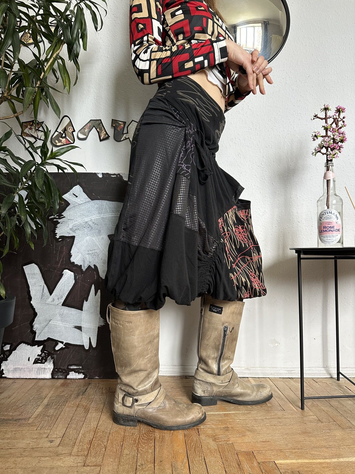 Designer × Other Asymmetrical Deconstructed Draped Scrunchy Graphic Skirt Size 30" / US 8 / IT 44 - 7 Thumbnail