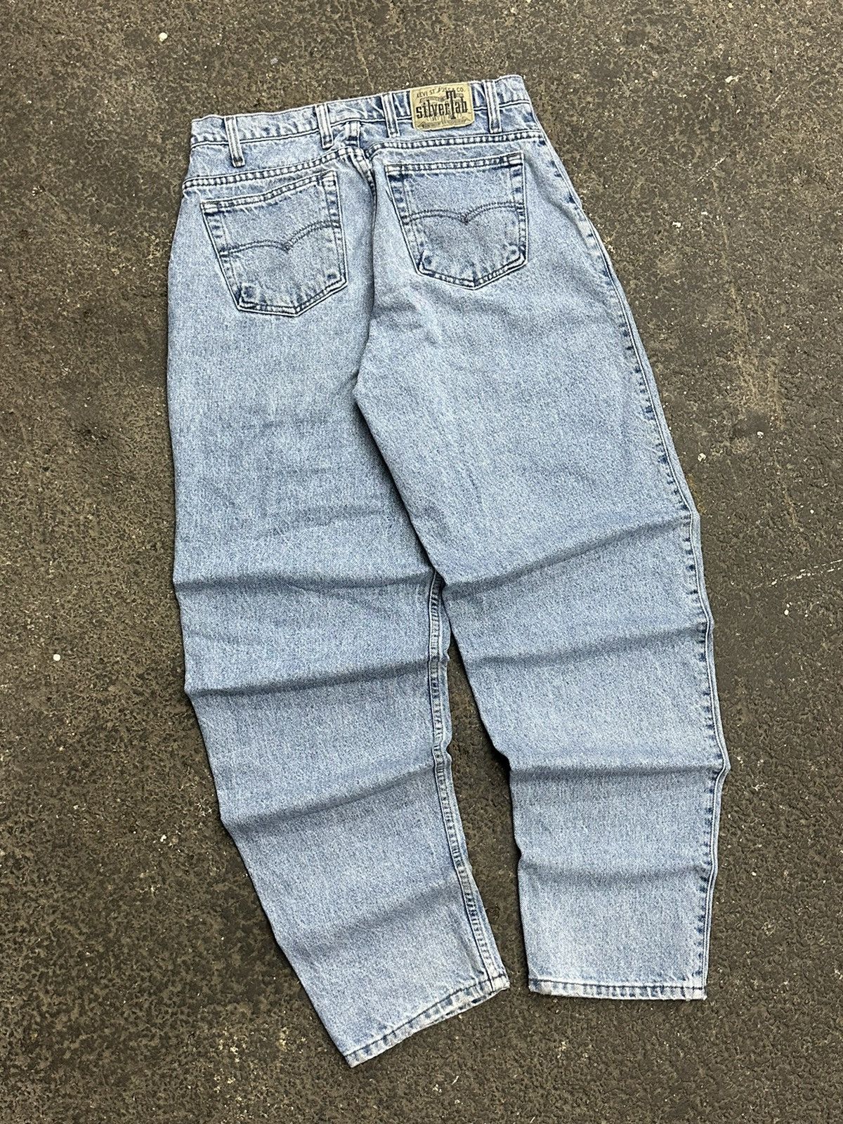 Levi's Y2K Levi’s Silvertab baggy jeans Size US 31 - 1 Thumbnail
