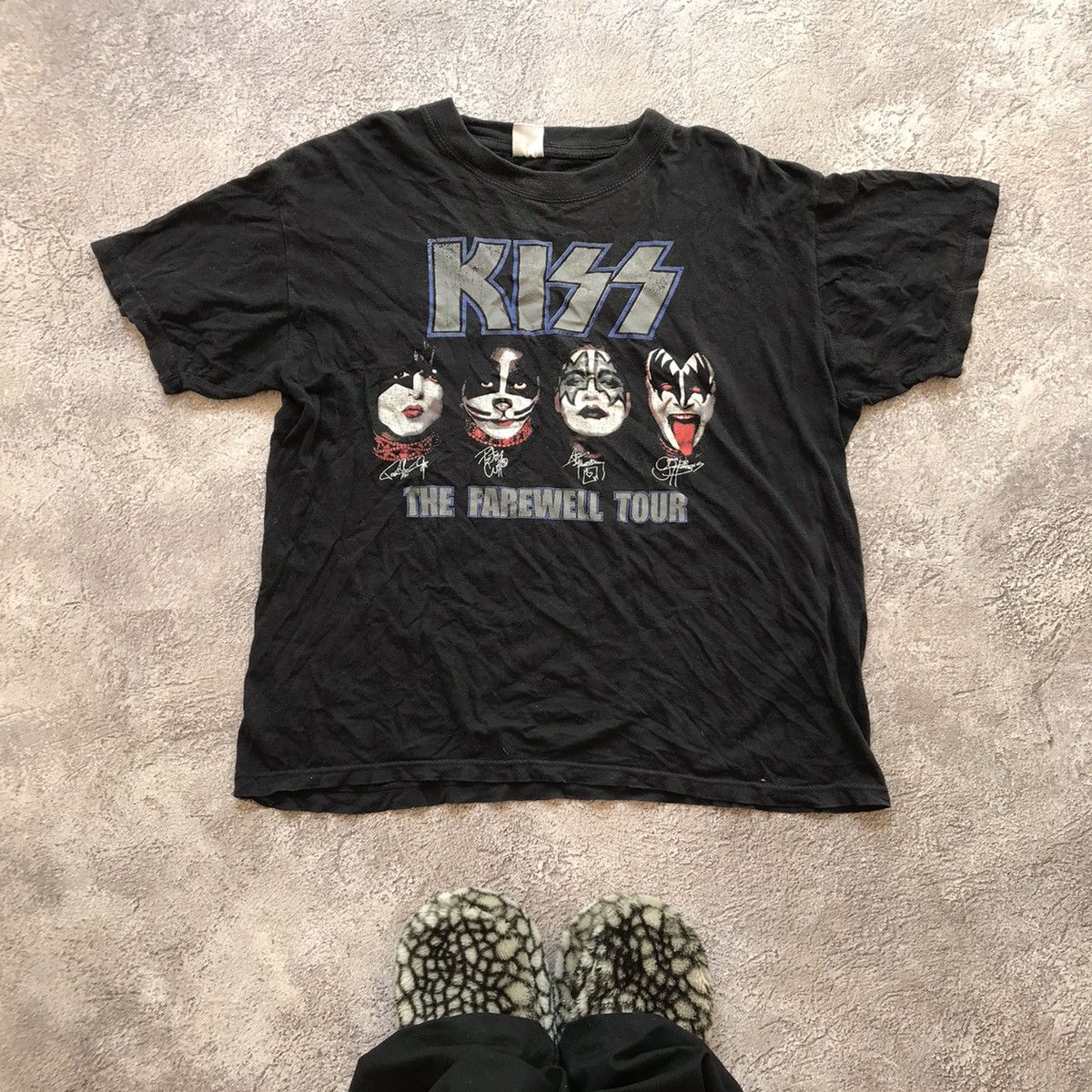 Vintage Vintage Kiss Band Tee Graphic Farewell Tour Grunge Worn In M Size US M / EU 48-50 / 2 - 1 Thumbnail