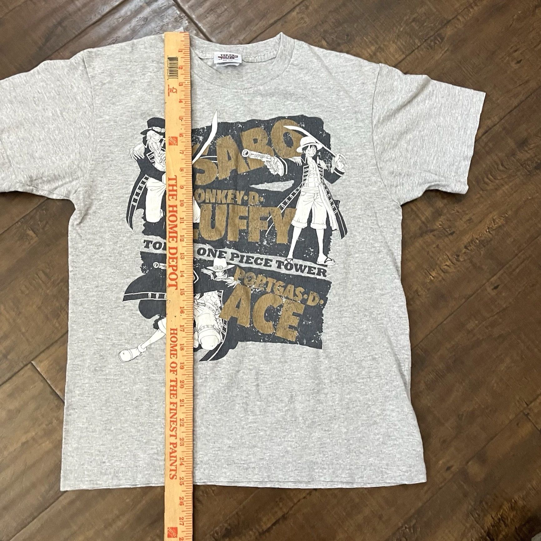 Vintage VINTAGE One Piece Shirt Men S Gray Short Sleeve Tokyo Tower Treasure Bag Big Pirate JPN Mugiwara Store Limited Anime Fan Merch Mens Size US S / EU 44-46 / 1 - 6 Thumbnail