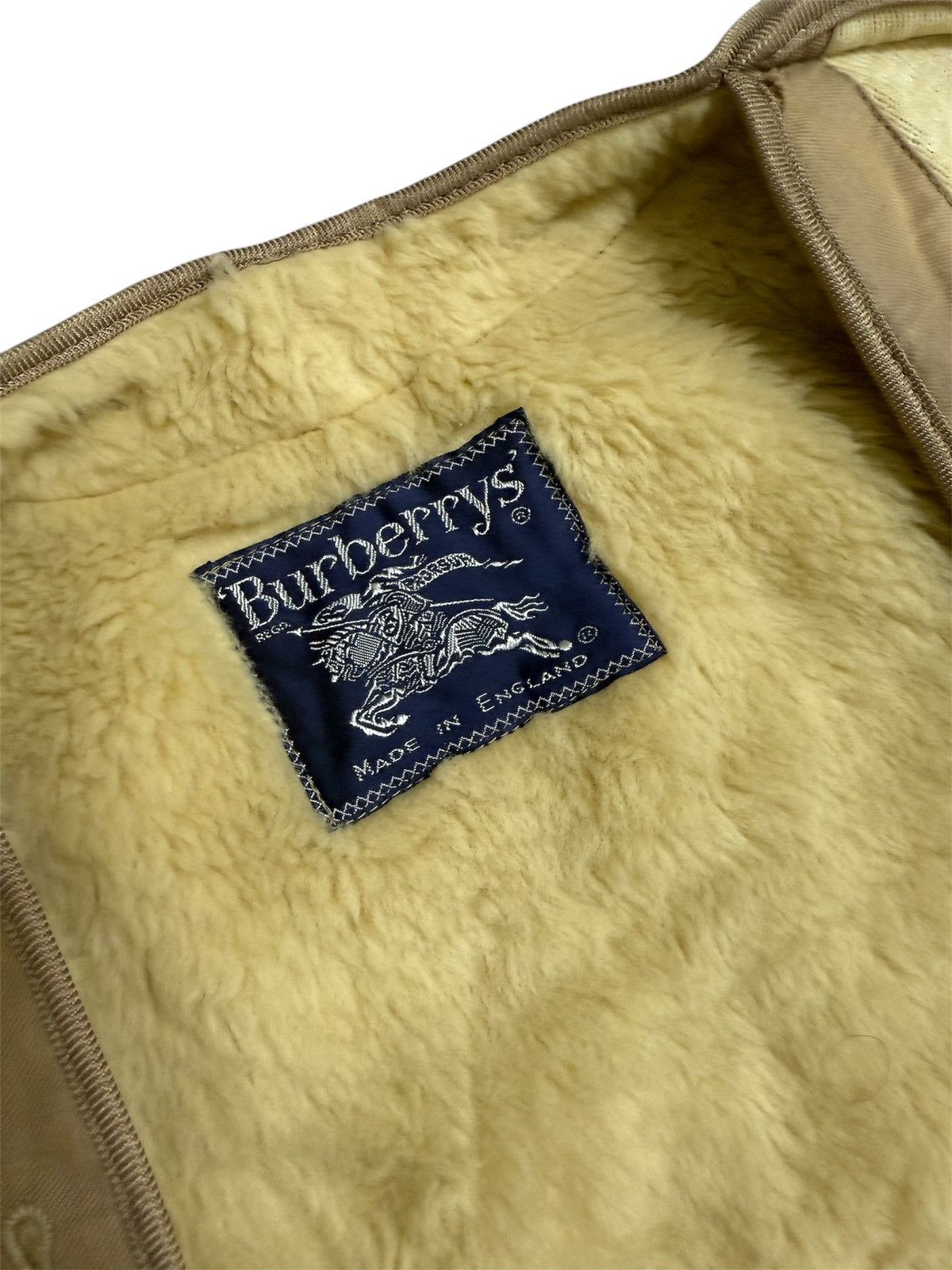 Burberry × Vintage Burberry Faux Fur Pile Lining vest Size XS / US 0-2 / IT 36-38 - 5 Thumbnail