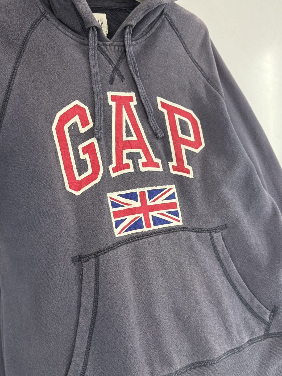 Gap 🔥 GAP Britain Navy Distressed Faded Hoodie Spellout Logo - S Size US S / EU 44-46 / 1 - 4 Thumbnail