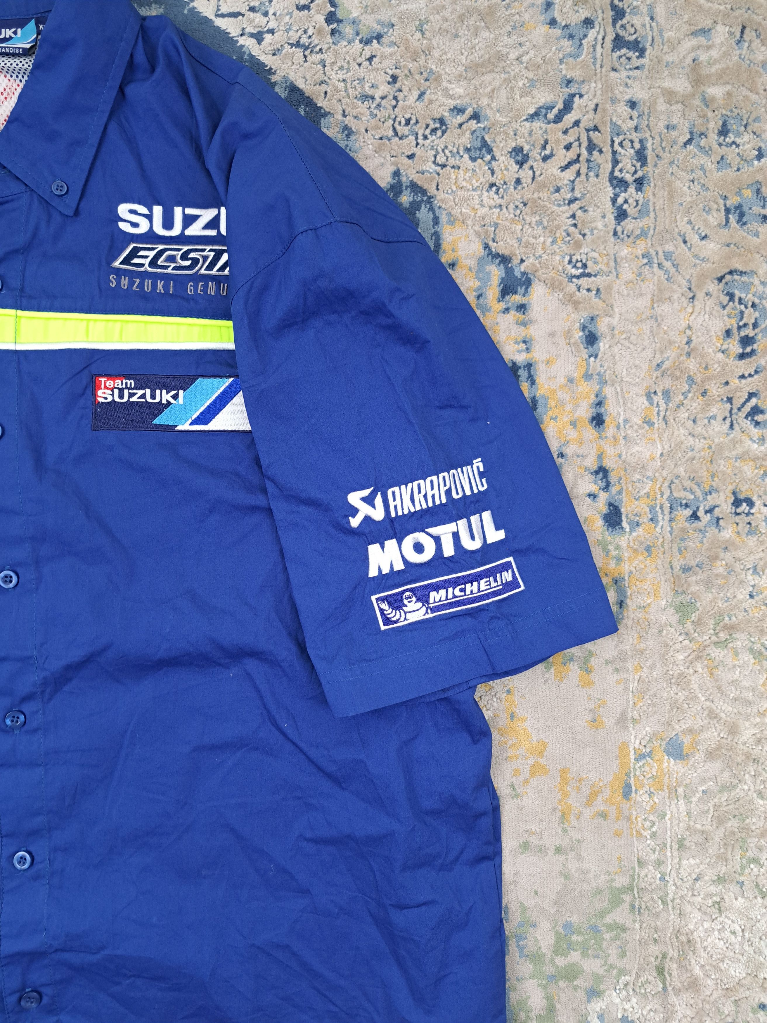 Vintage Vintage y2k Suzuki Racing Team Button Up Shirt Moto Size US XL / EU 56 / 4 - 9 Thumbnail