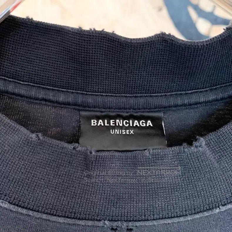 Balenciaga Balenciaga Tape Letter Logo Printed Plain Knit Round Neck Size US S / EU 44-46 / 1 - 2 Thumbnail
