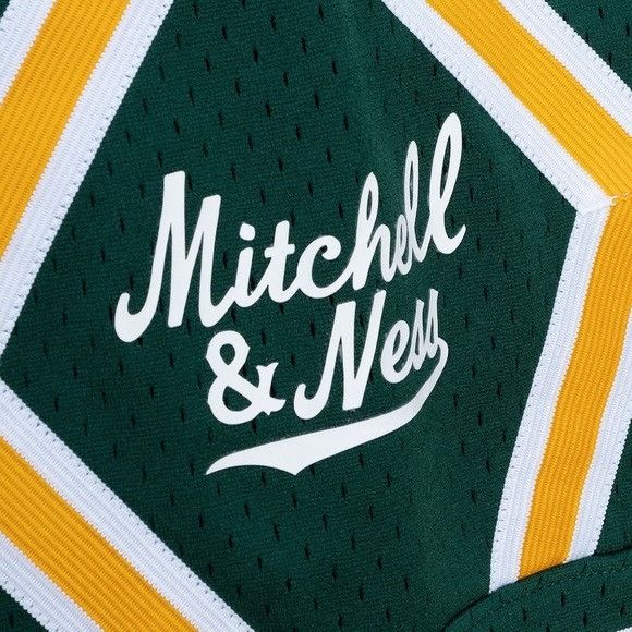 Designer × Mitchell & Ness NWT MITCHELL & NESS GREEN DIAMOND SCRIPT SHORTS SZ 2XL XXL Size US 36 / EU 52 - 3 Thumbnail