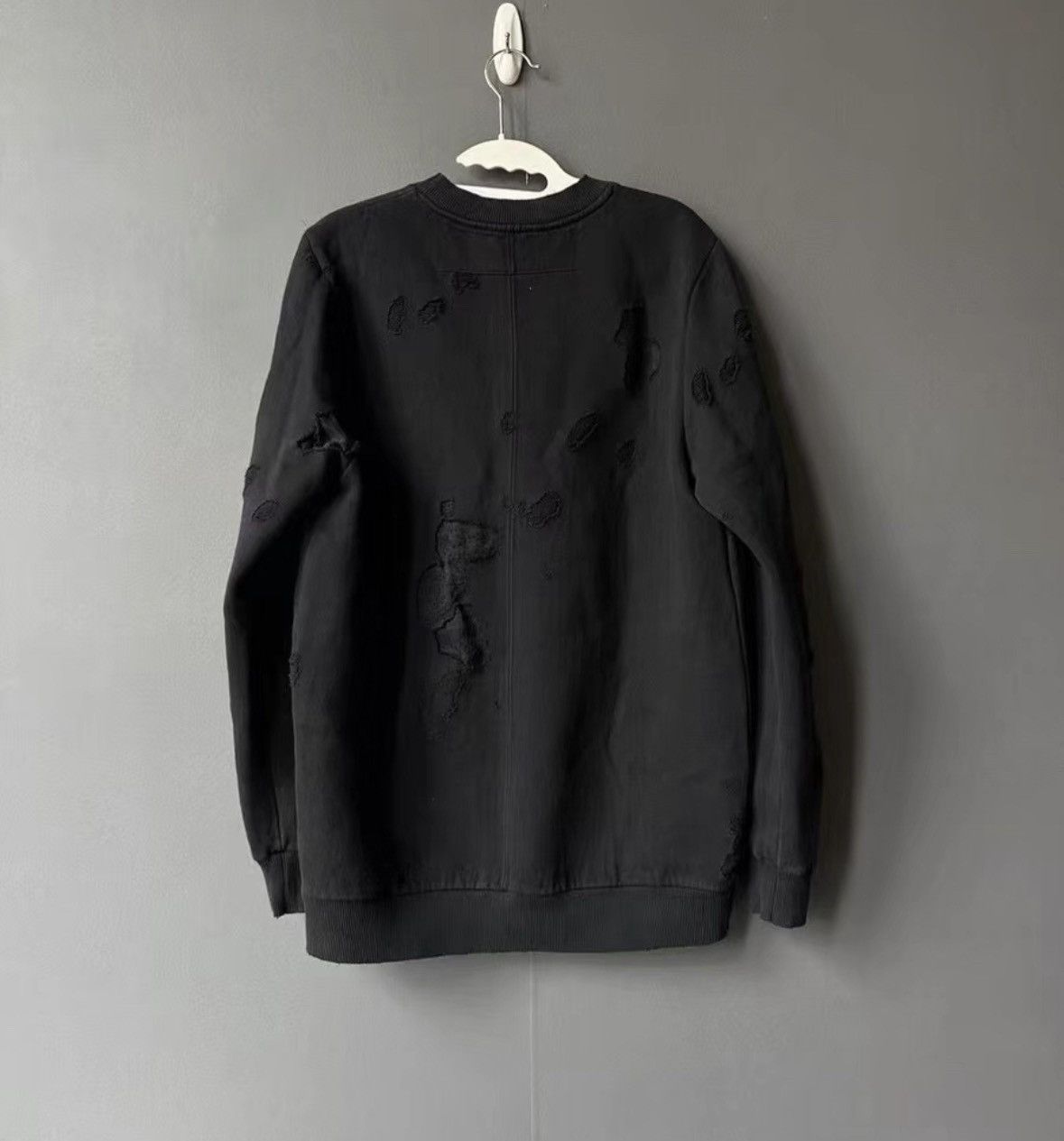 Givenchy Givenchy Classic destroyed black hoodie-JY Size US S / EU 44-46 / 1 - 2 Thumbnail