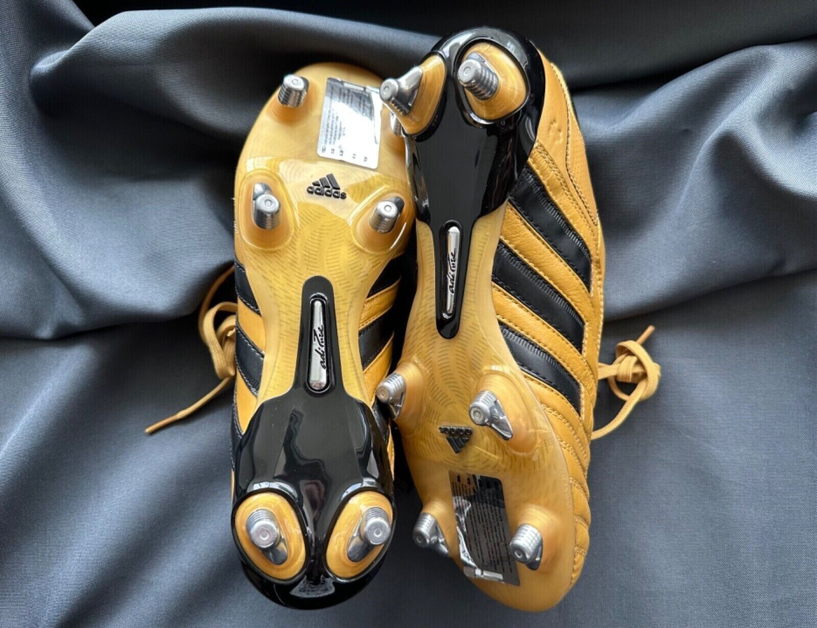 image of 2010 Adidas Adipure Iii Xtrx Sg Football Boots Us6.5 in Gold, Men's