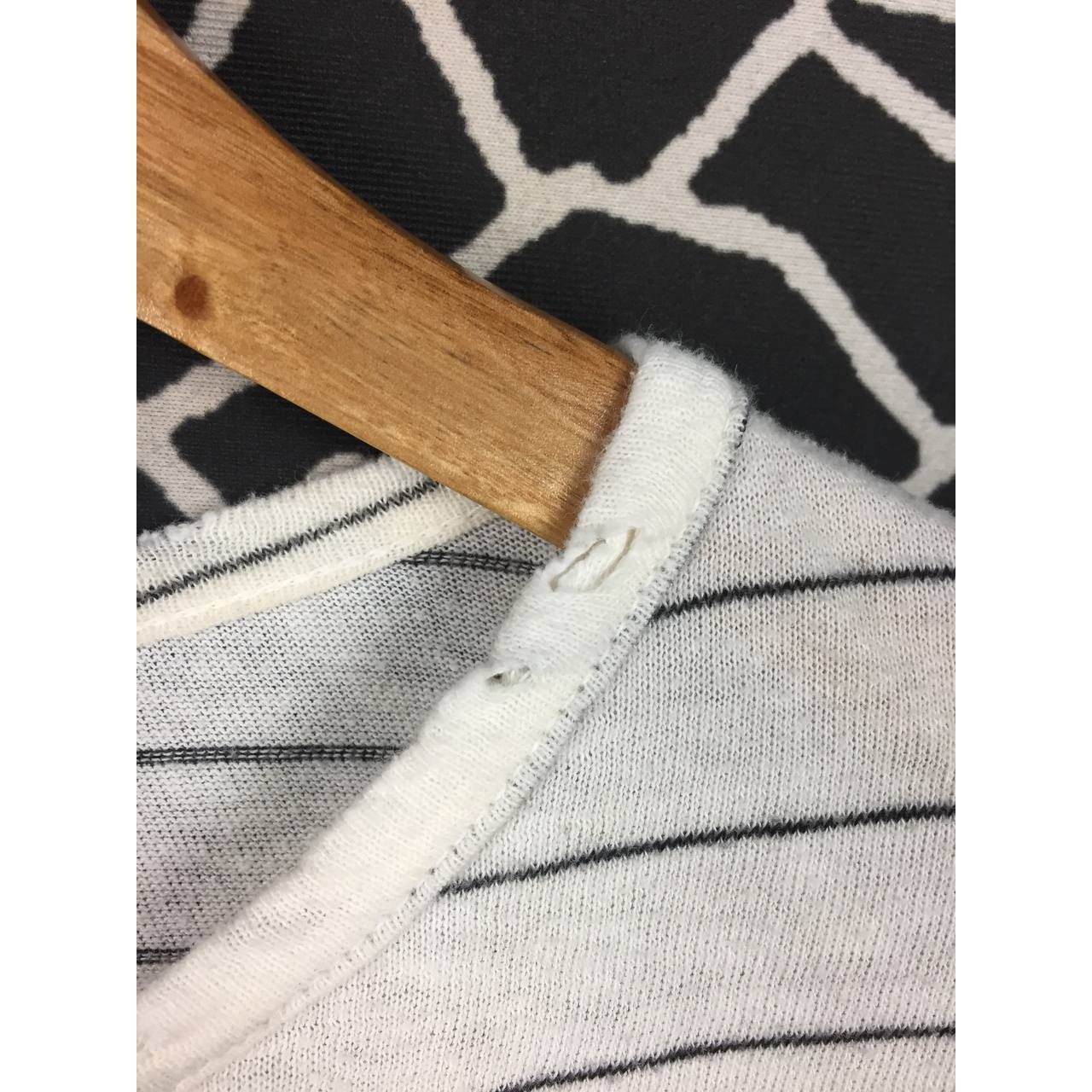 Current/Elliot Current/Elliott Minimalist Striped Long Sleeve Tee Size S / US 4 / IT 40 - 4 Thumbnail