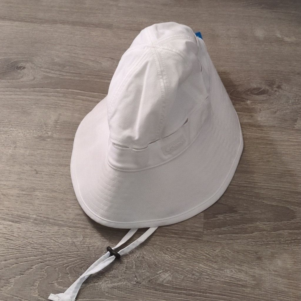 Columbia Columbia white omni shade pleasant Creek sin hat L/XL Size ONE SIZE - 1 Thumbnail