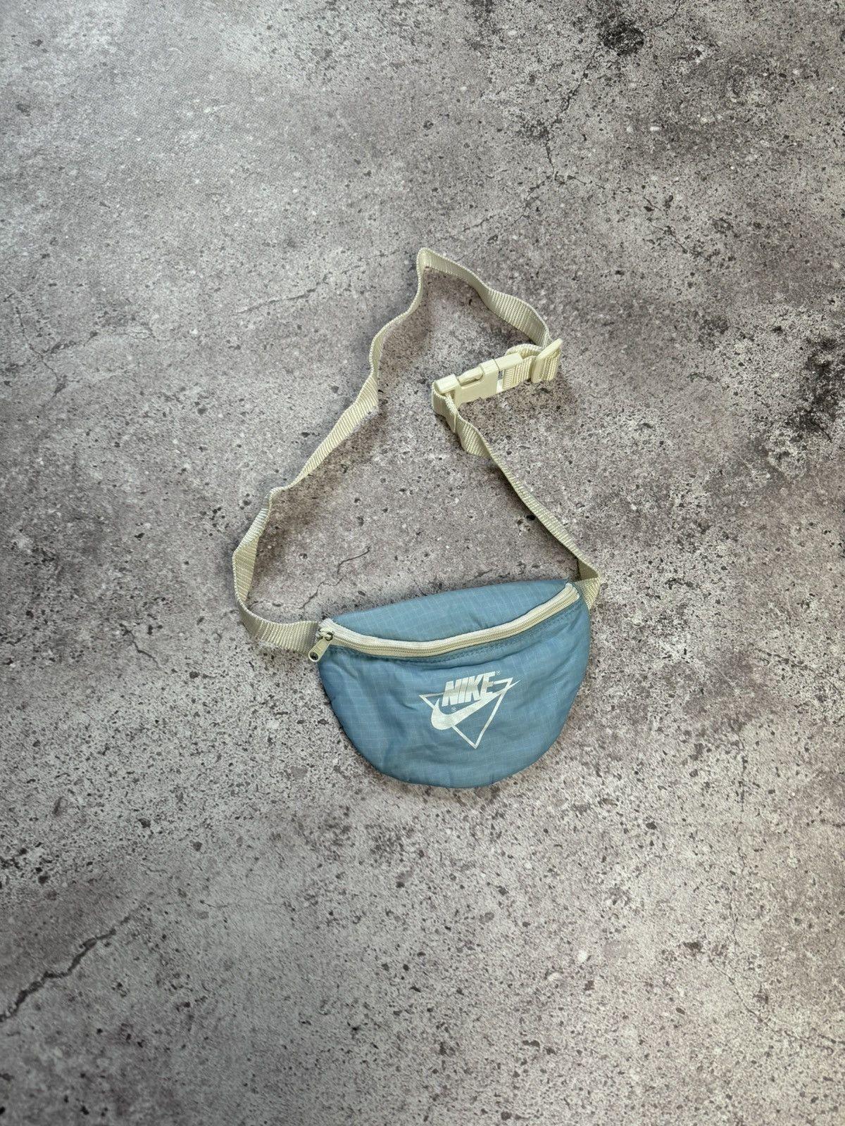 Nike × Vintage 90s Nike Mini Bag Rare Vintage Size ONE SIZE - 1 Thumbnail