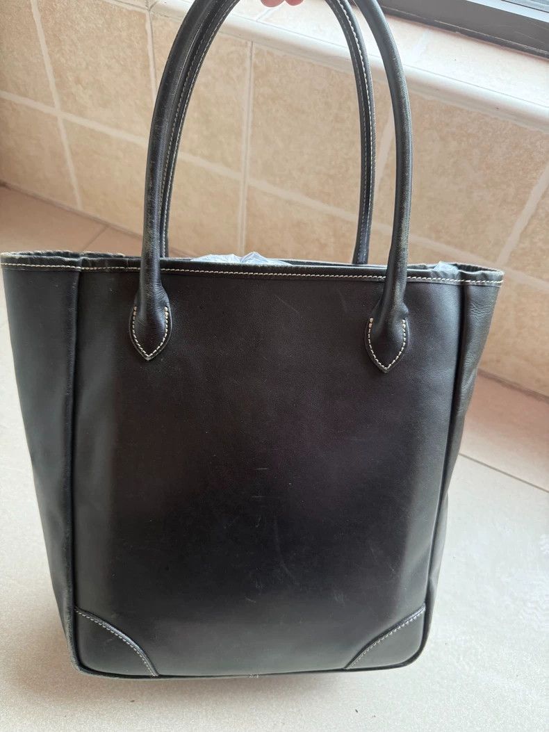 Vivienne Westwood Vivienne Westwood Black Saturn embossed square postman's p Size ONE SIZE - 3 Thumbnail