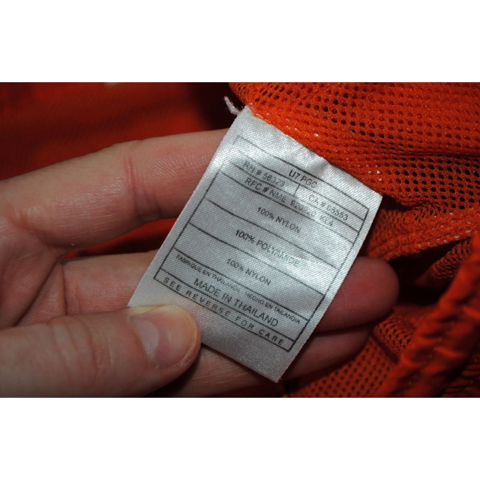 Nike VINTAGE Nike SHORTS ADULT XL ORANGE SWOOSH 90S NYLON BEACH SWIMMING WITH POCKETS Size US 36 / EU 52 - 6 Thumbnail