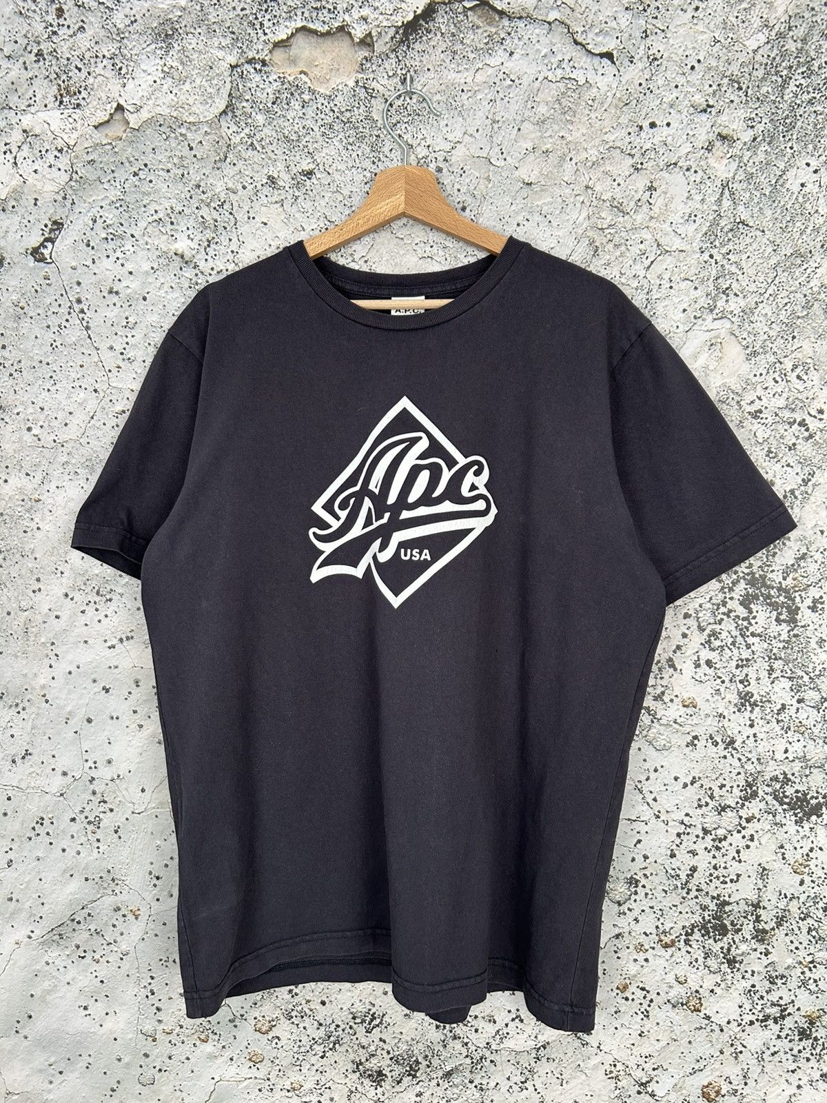 A.P.C. A.P.C. Graphic Logo Tee Designer Streetwear Vintage Size US XL / EU 56 / 4 - 1 Thumbnail