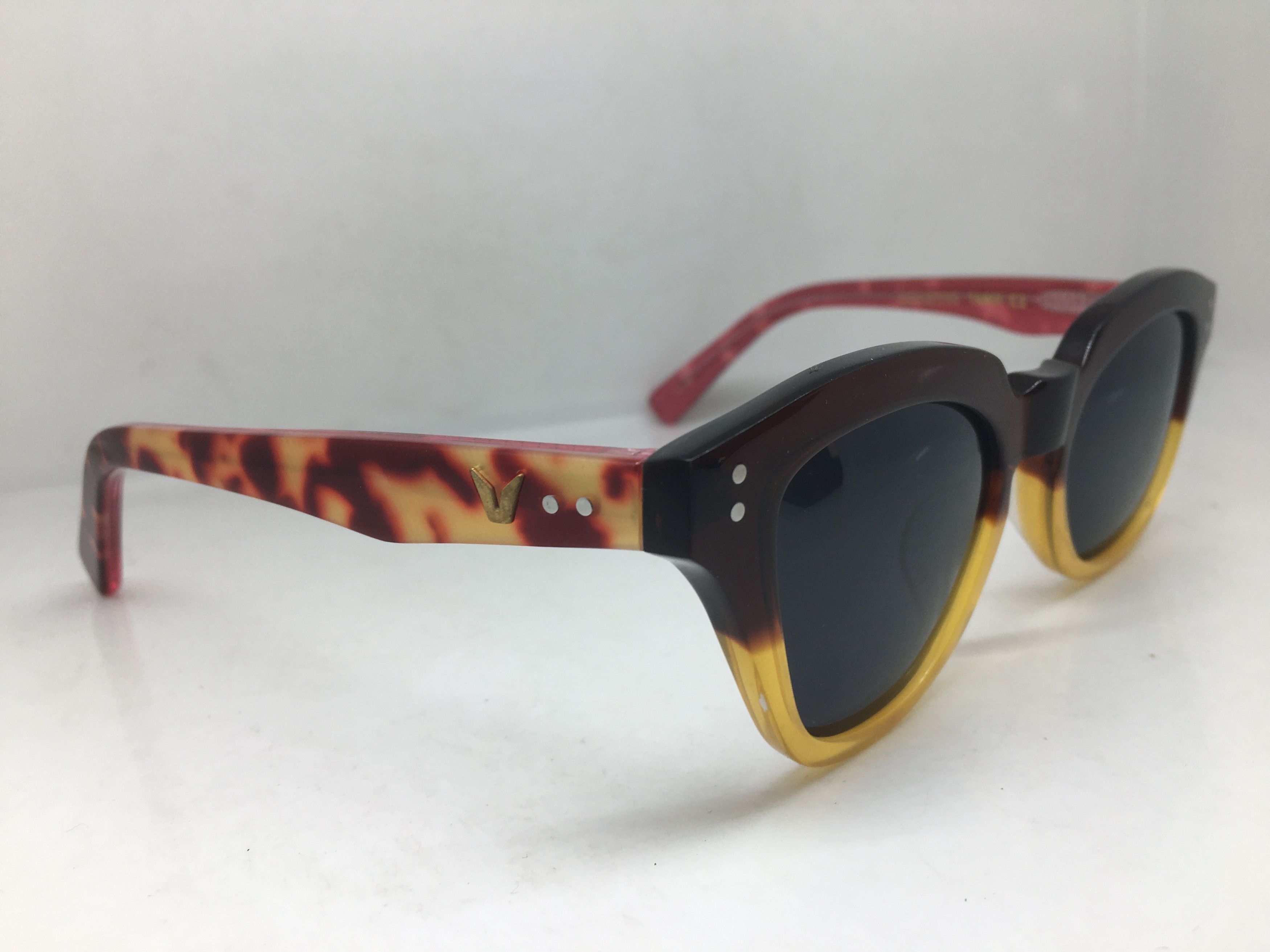 Gentle Monster Gentle Monster Handmade Acetate ARTSTOCRST Sunglasses Frame Size ONE SIZE - 1 Thumbnail