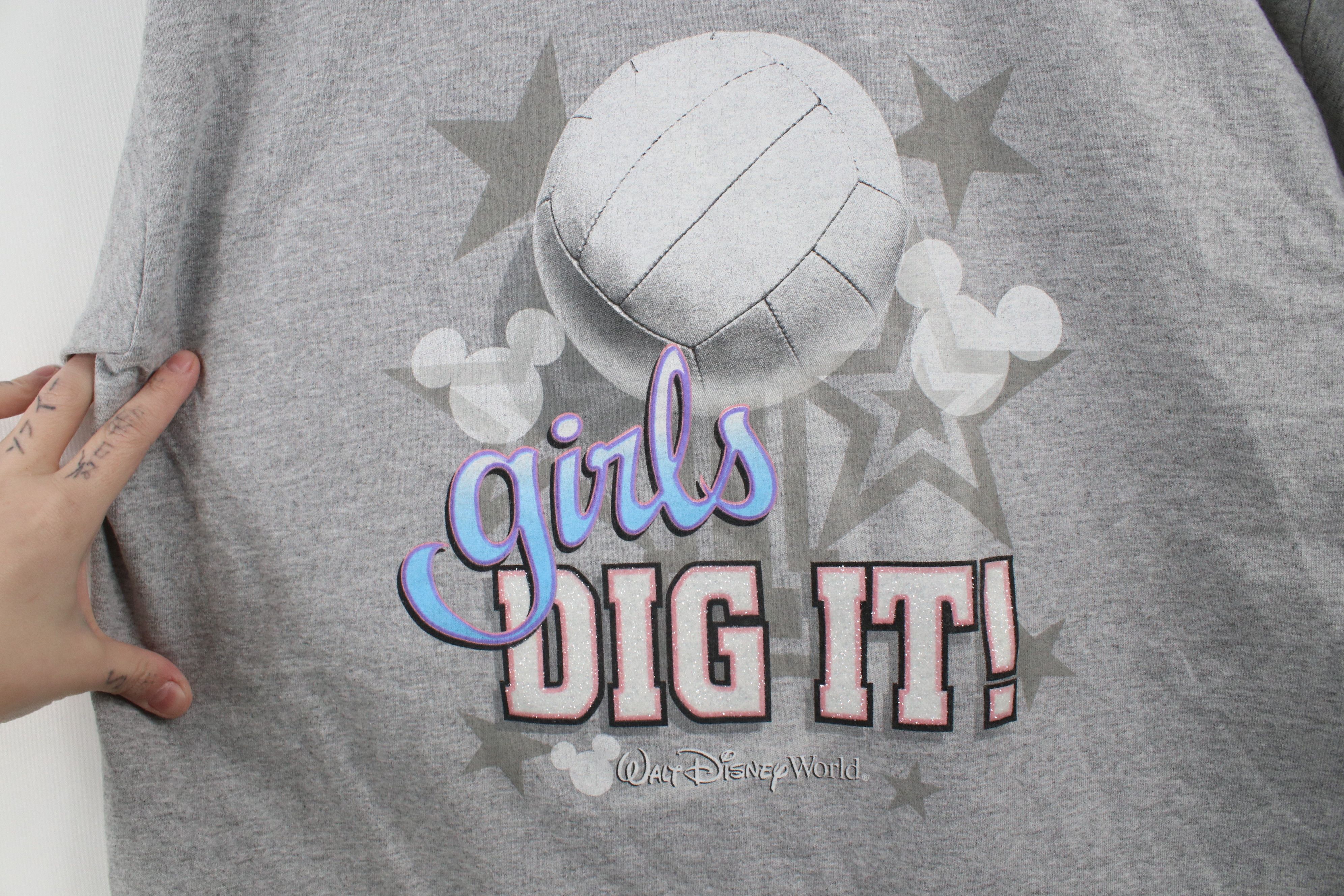 Disney × Vintage Vintage 90s Disney Walt Disney World Volleyball T-Shirt Size M / US 6-8 / IT 42-44 - 4 Thumbnail