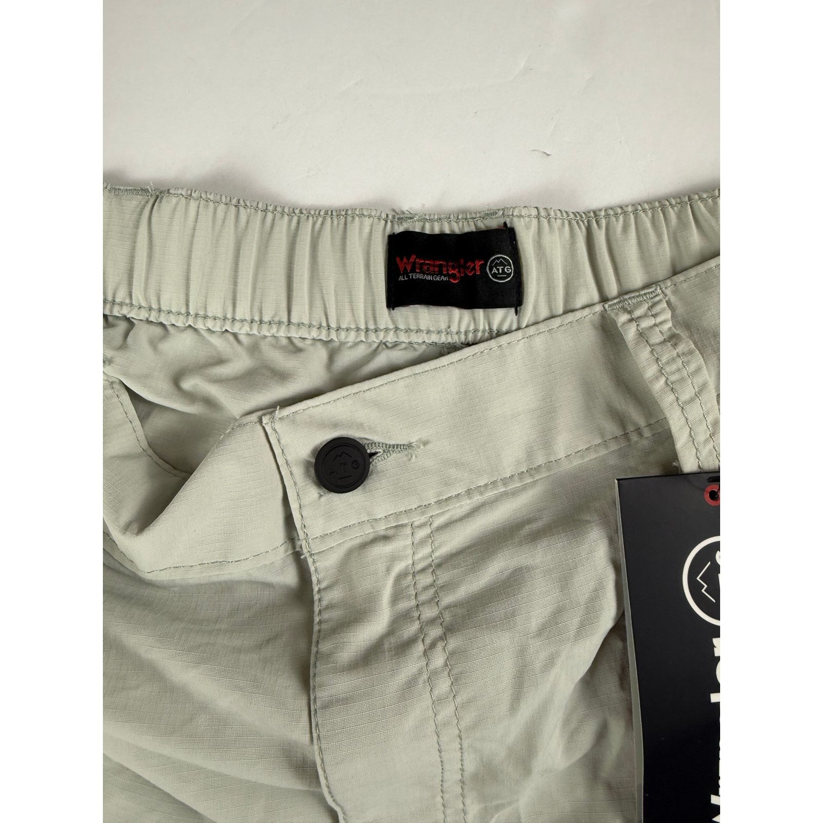 Wrangler Wrangler ATG Peak Light Gray Nylon Shorts - Size 38 Size US 38 / EU 54 - 8 Thumbnail