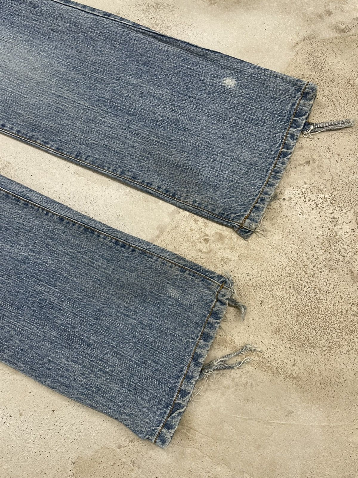 Other One Way Jeans Sexy & Delicious Girl Distressed Flare Size US 27 - 7 Thumbnail