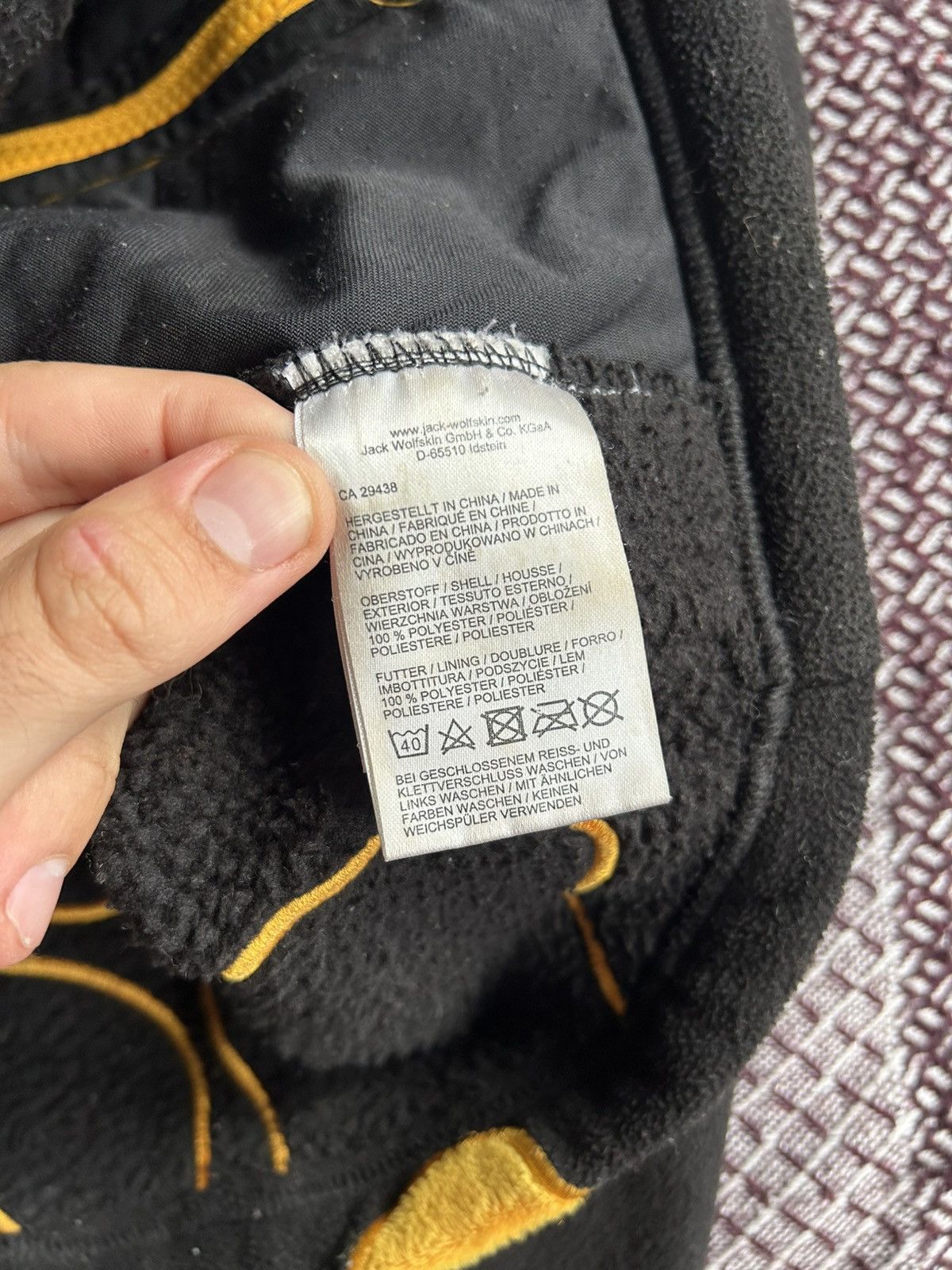 Jack Wolfskin Vintage Jack Wolfskin Fleece Jacket Big Logo Women Size XS/S Size S / US 4 / IT 40 - 8 Thumbnail
