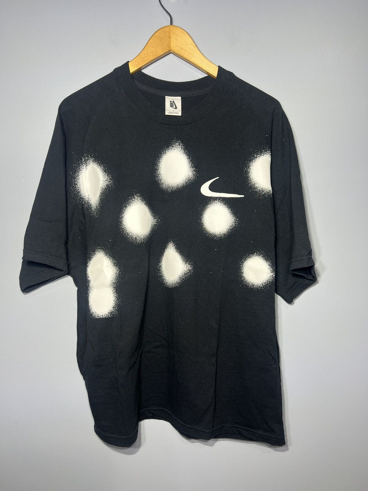 Nike × Off-White Off-White x Nike Spray Dot T-Shirt Black Graphic Tee Sz M Size US M / EU 48-50 / 2 - 2 Thumbnail