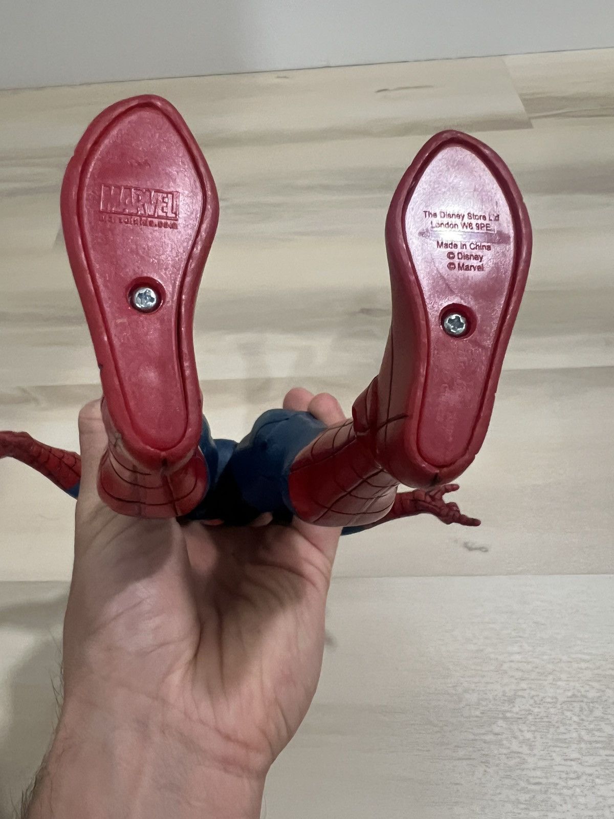 Marvel Comics SPIDER-MAN 14” WEB SLING SOUND Action Figure Articulated Size ONE SIZE - 7 Thumbnail