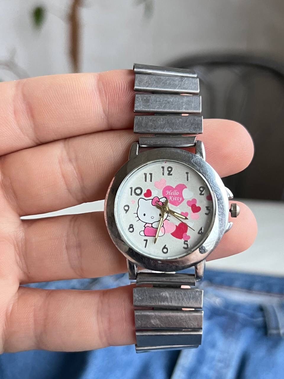Japanese Brand × Vintage Vintage Japanese style Hello Kitty Watch Futuristic Steel Size ONE SIZE - 1 Thumbnail
